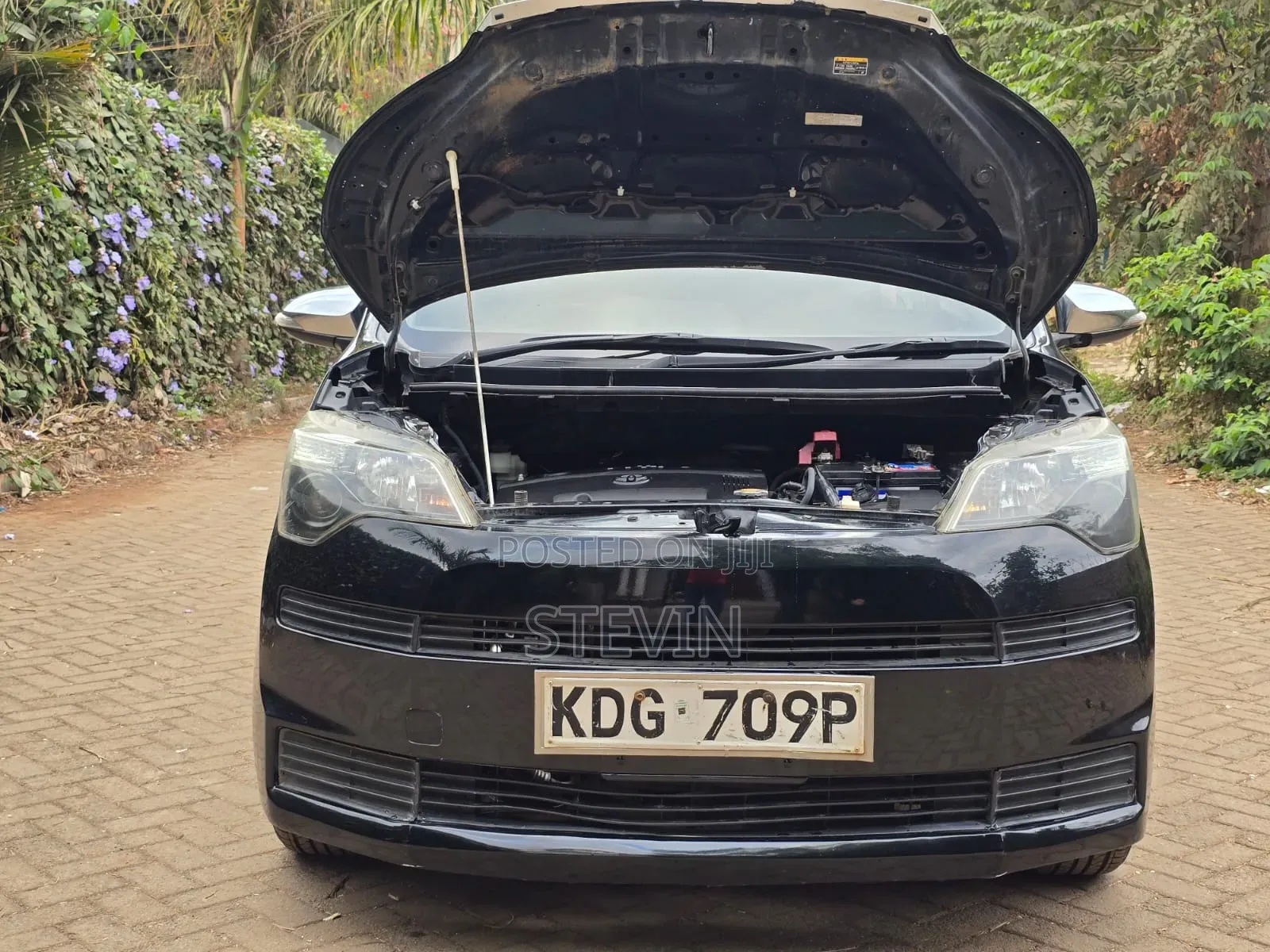 Toyota Spade 2014 Black