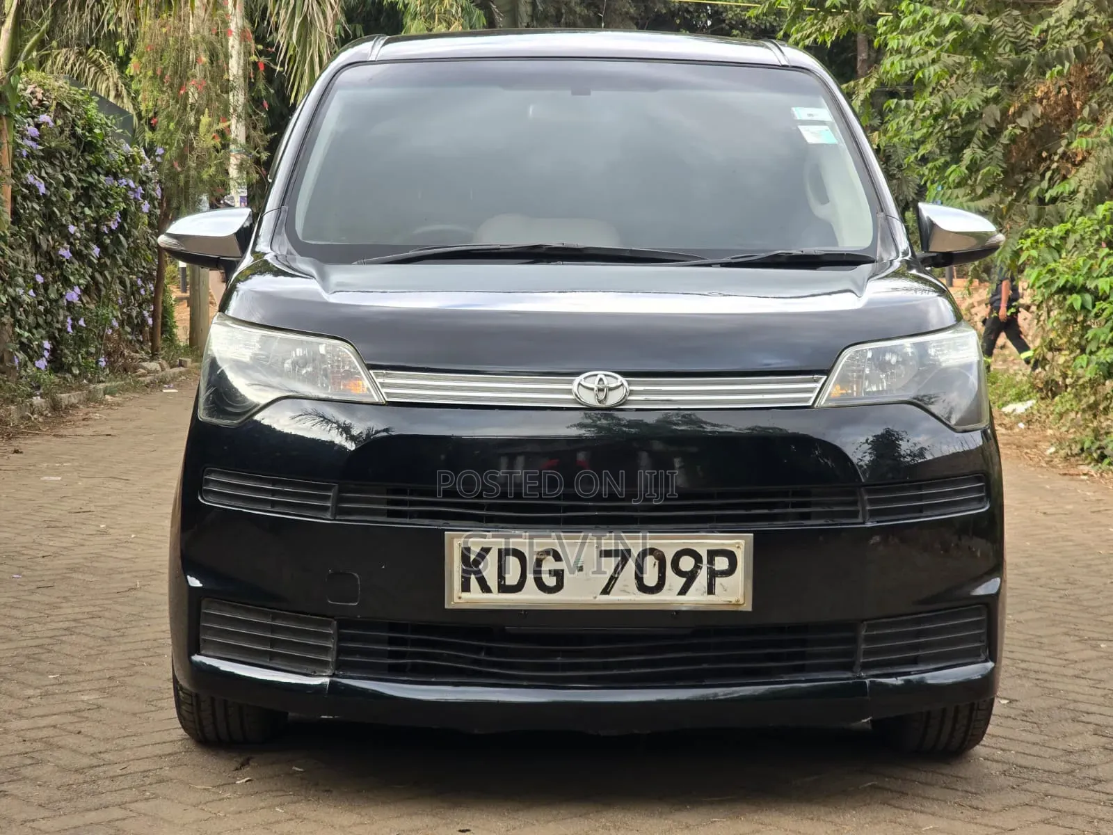 Toyota Spade 2014 Black