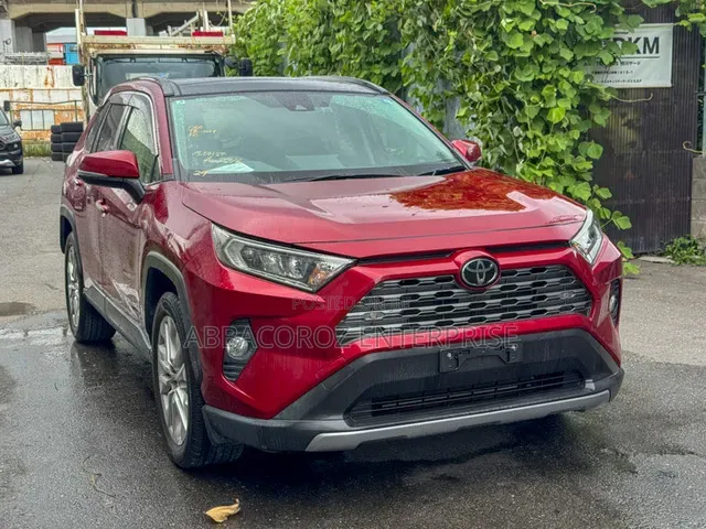 Toyota RAV4 2019 Red