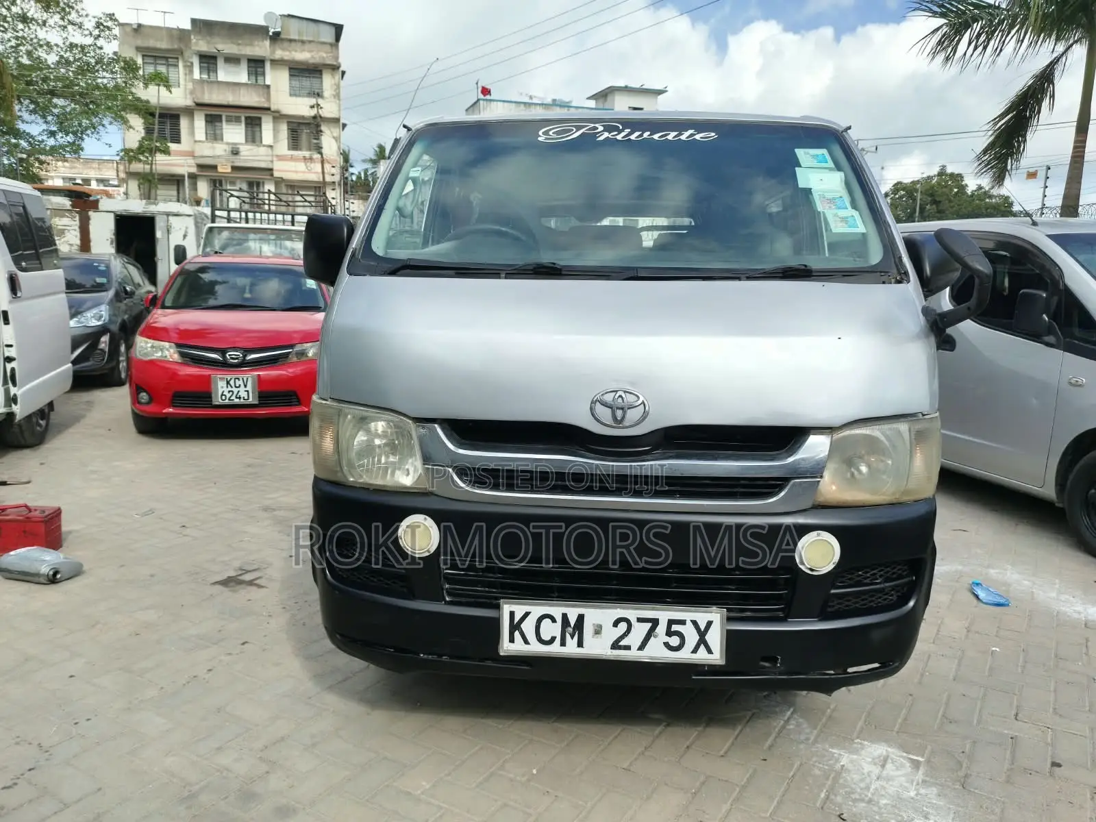 Toyota HiAce 2010 Silver