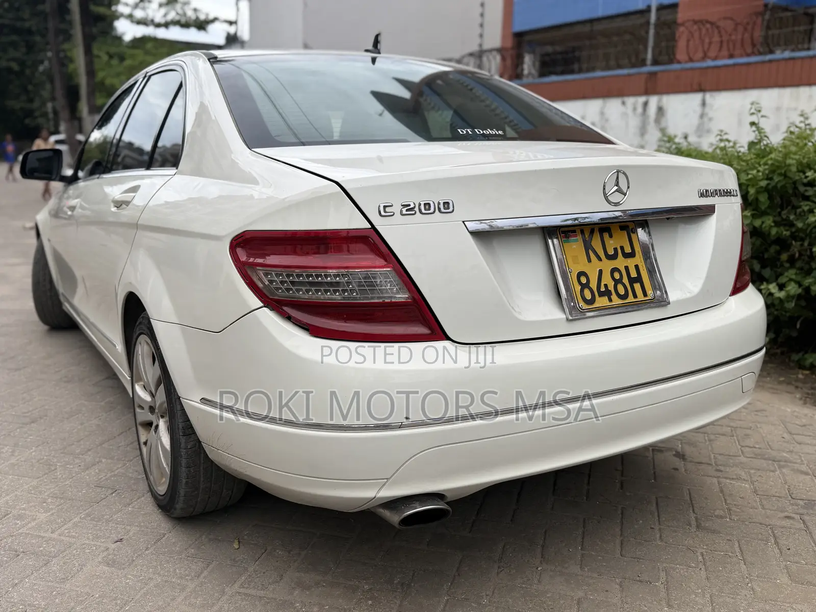 Mercedes-Benz C200 2009 Pearl