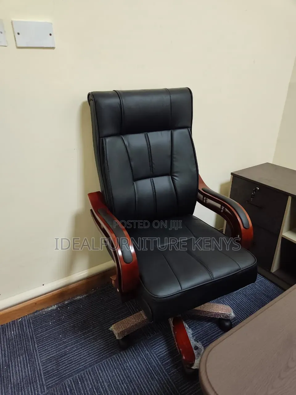 Executive Leather Office Chair