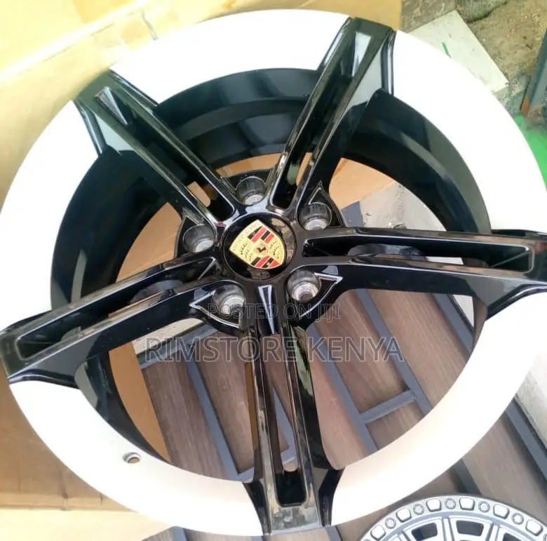 Size 20 Porsche Cayenne, Black With White Line, Full Set