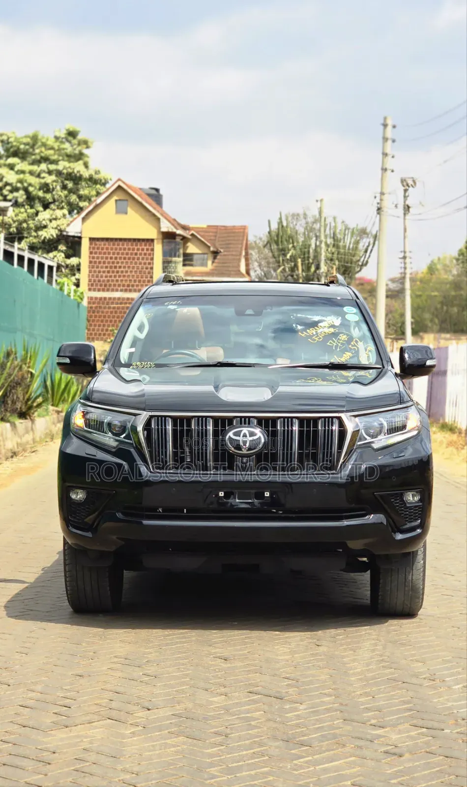 Toyota Land Cruiser Prado 2022 Black