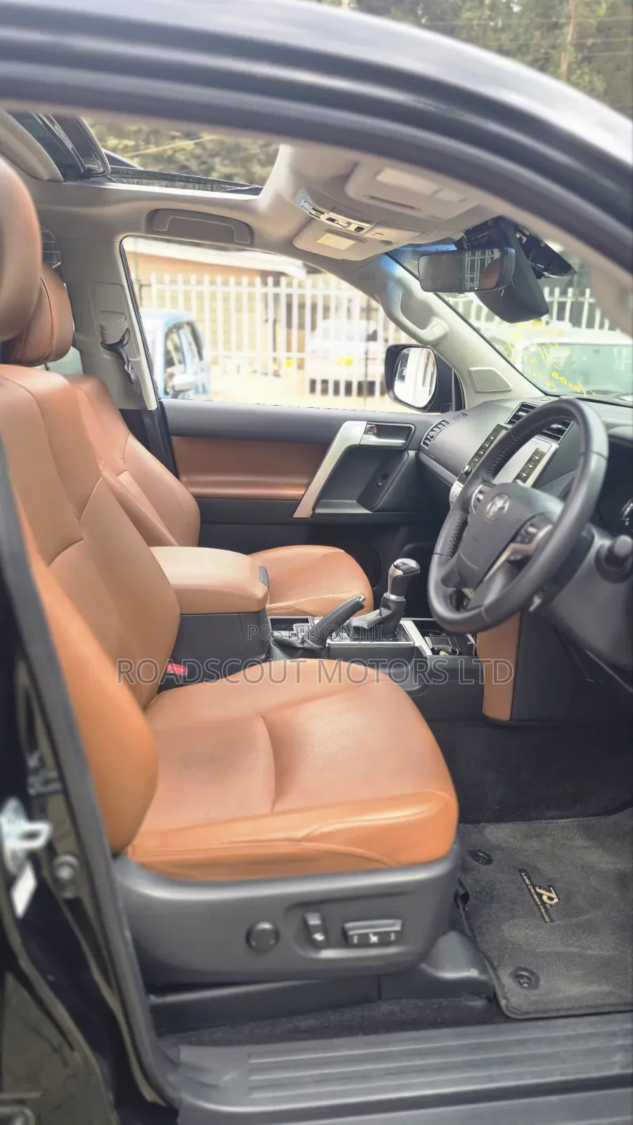 Toyota Land Cruiser Prado 2022 Black