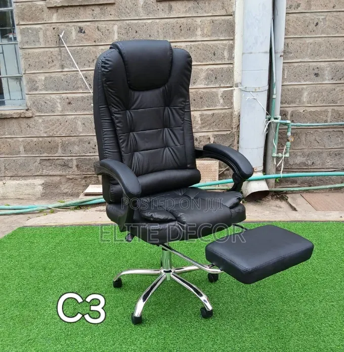 Managerial Boss Executive Office Chair With Footrest