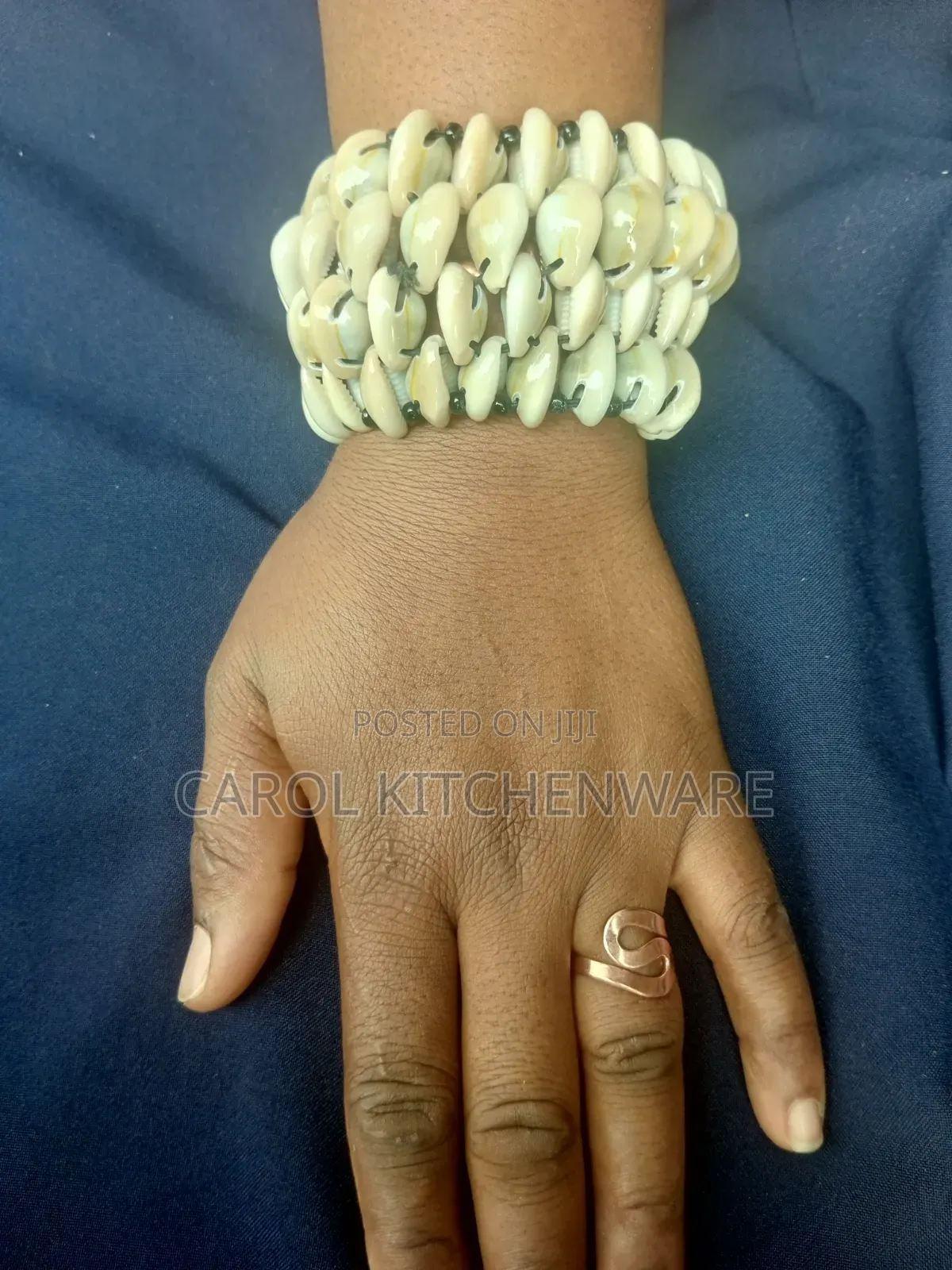 Cowrie Shell Blacelet/ Handcrafted Cowrie Shell Blacelet