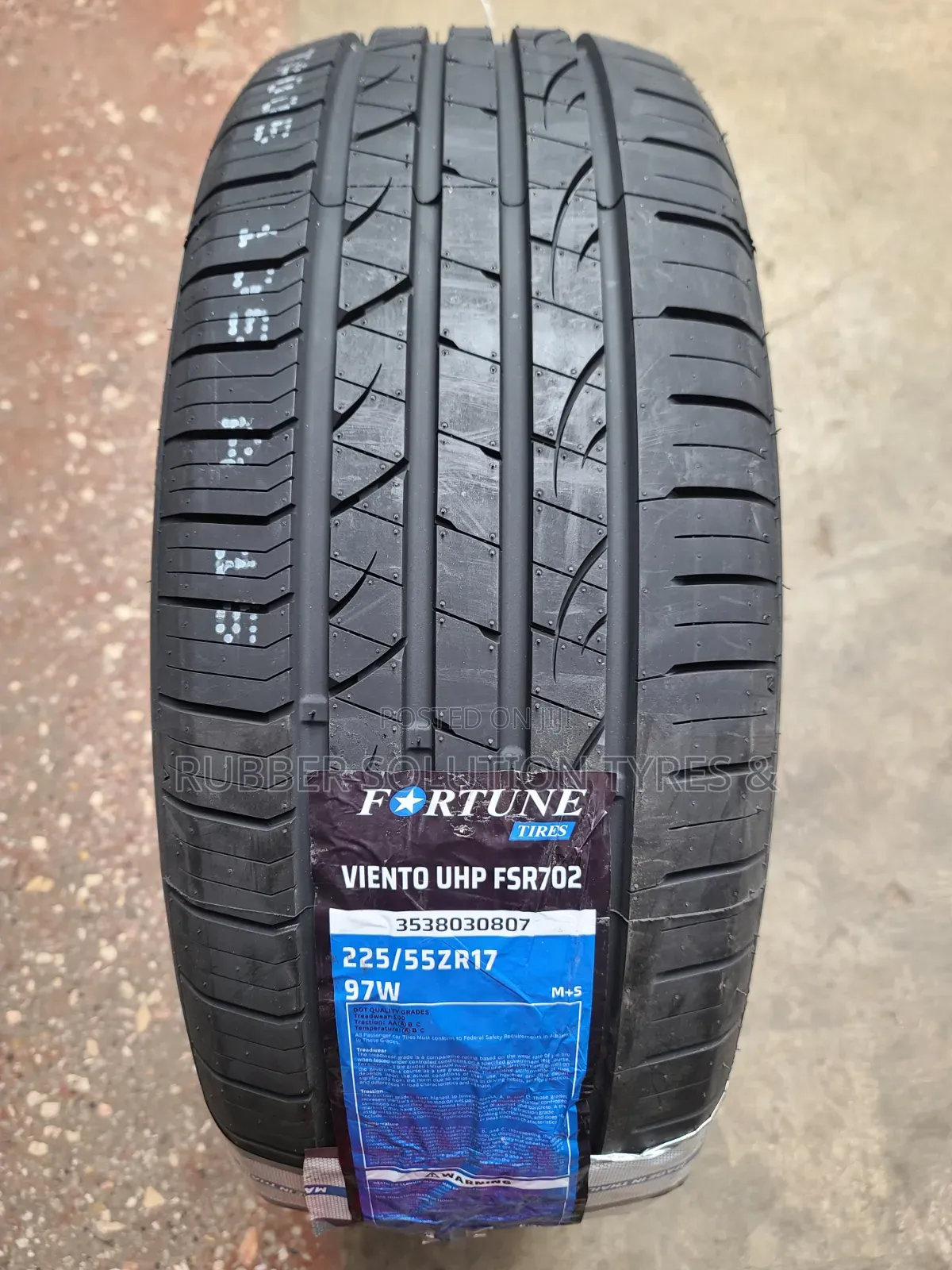 225 /55 R17 Fortune Tires 97w FSR-702 Made in Thailand