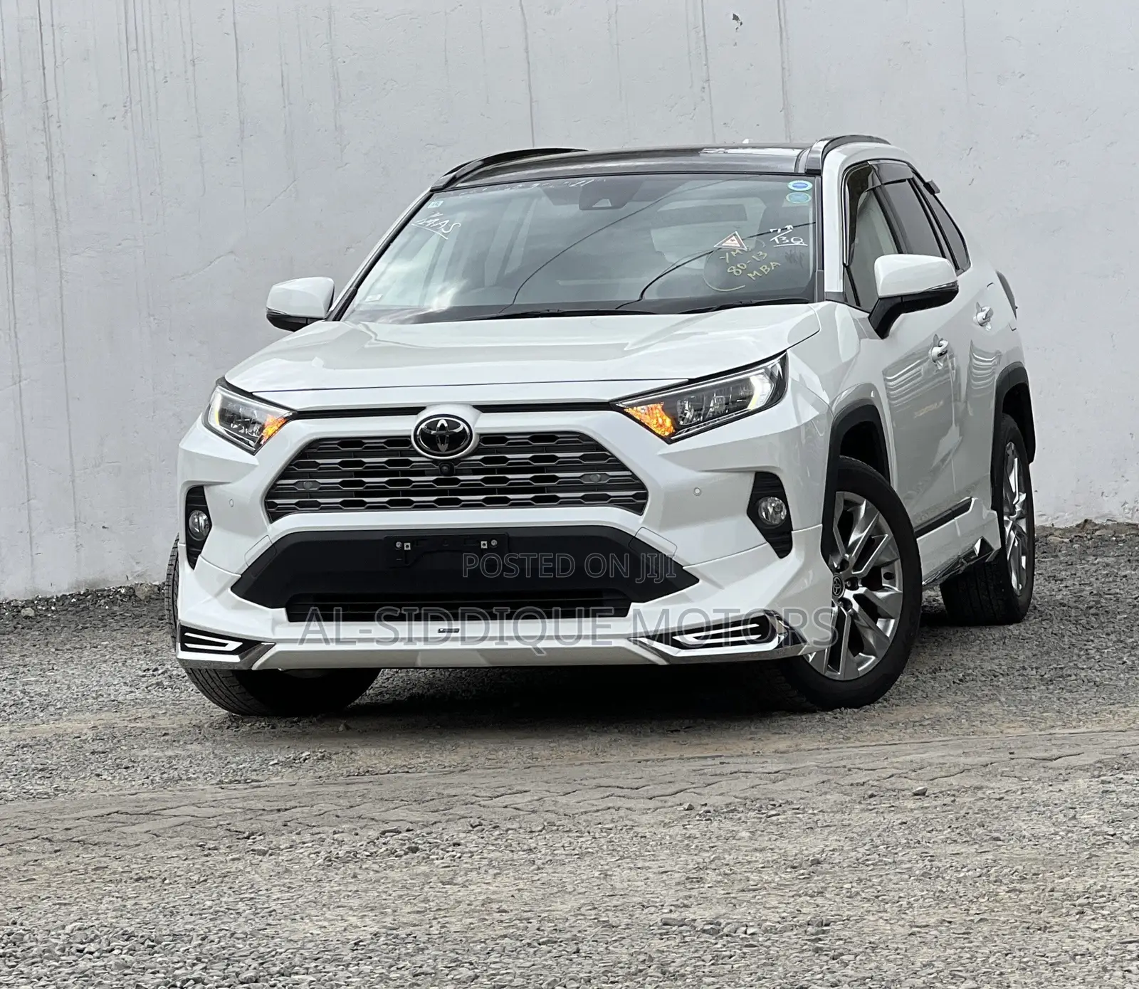 Toyota RAV4 XLE Premium AWD 2020 White
