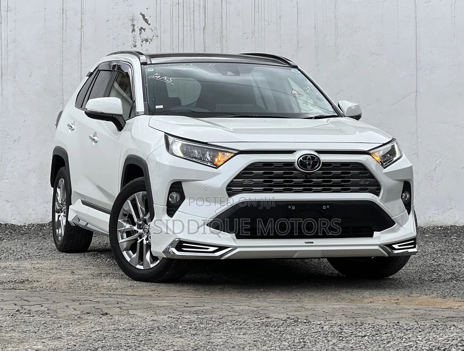 Toyota RAV4 XLE Premium AWD 2020 White