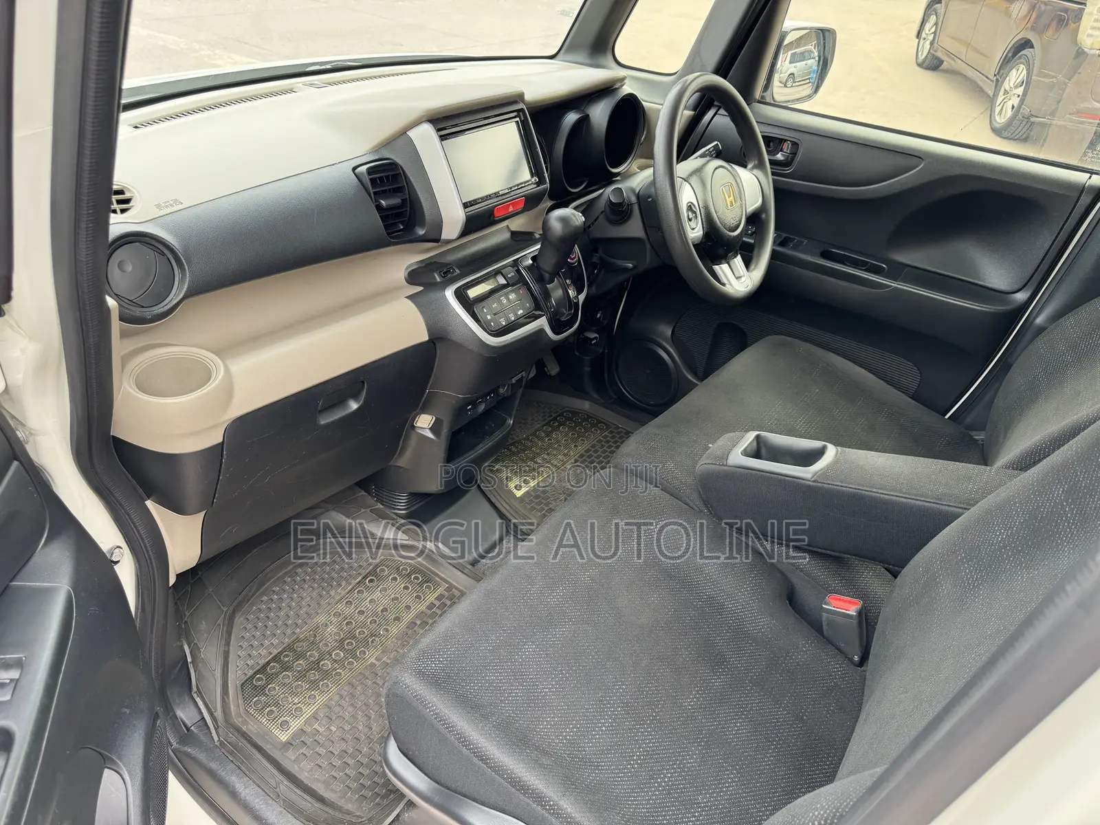 Honda N-Box 2015 White
