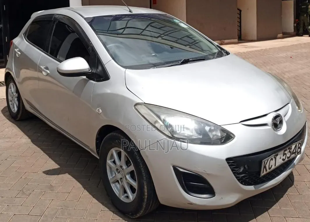 Mazda Demio 2012