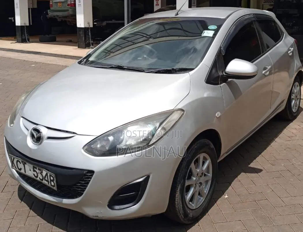 Mazda Demio 2012