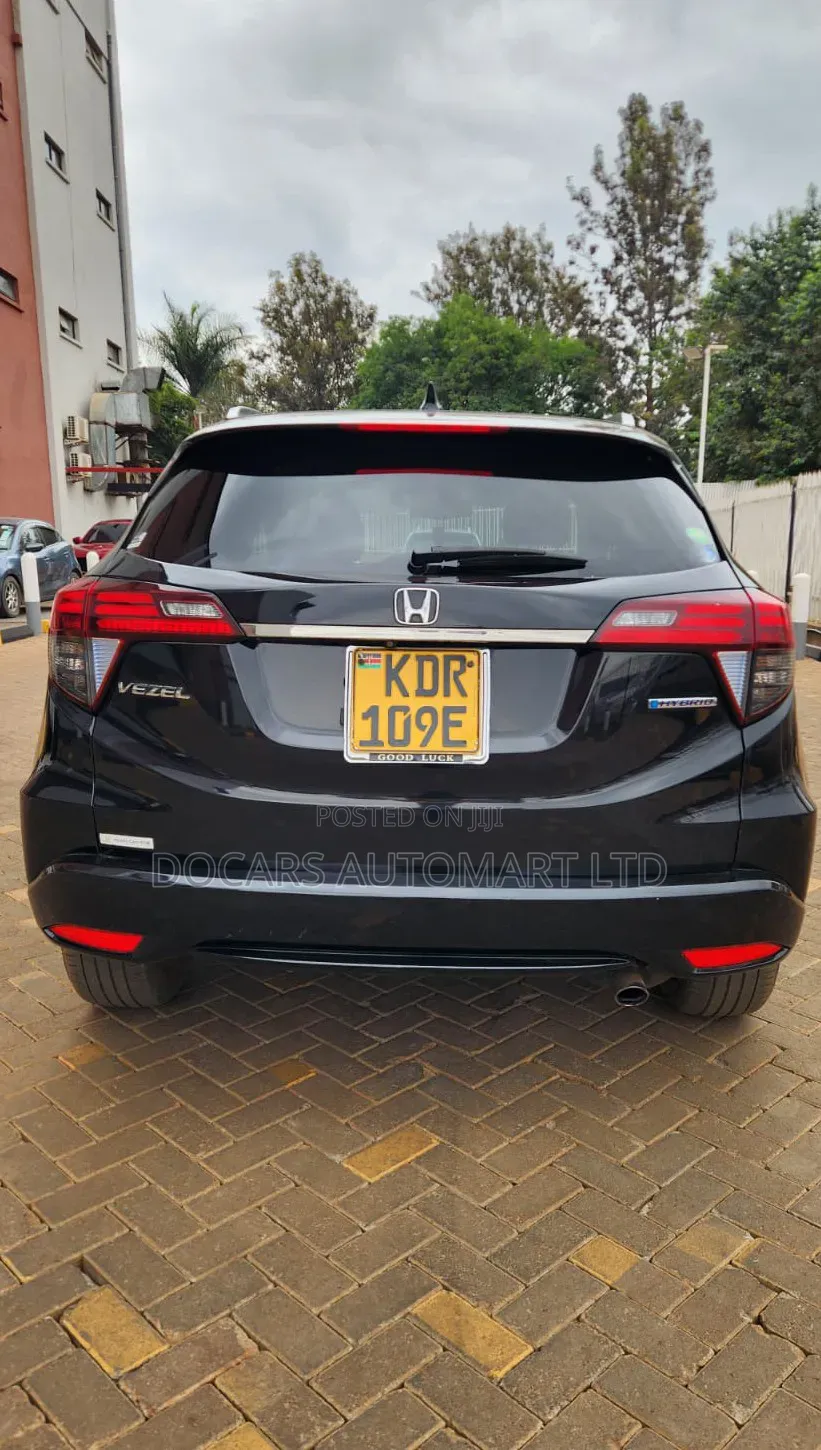 Honda Vezel 2018 Black