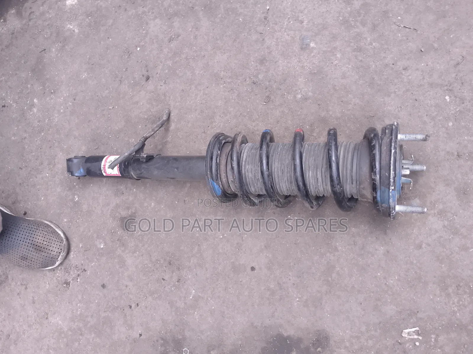 E Japan Front Compreat Shock Absorbers for Toyota Mark X