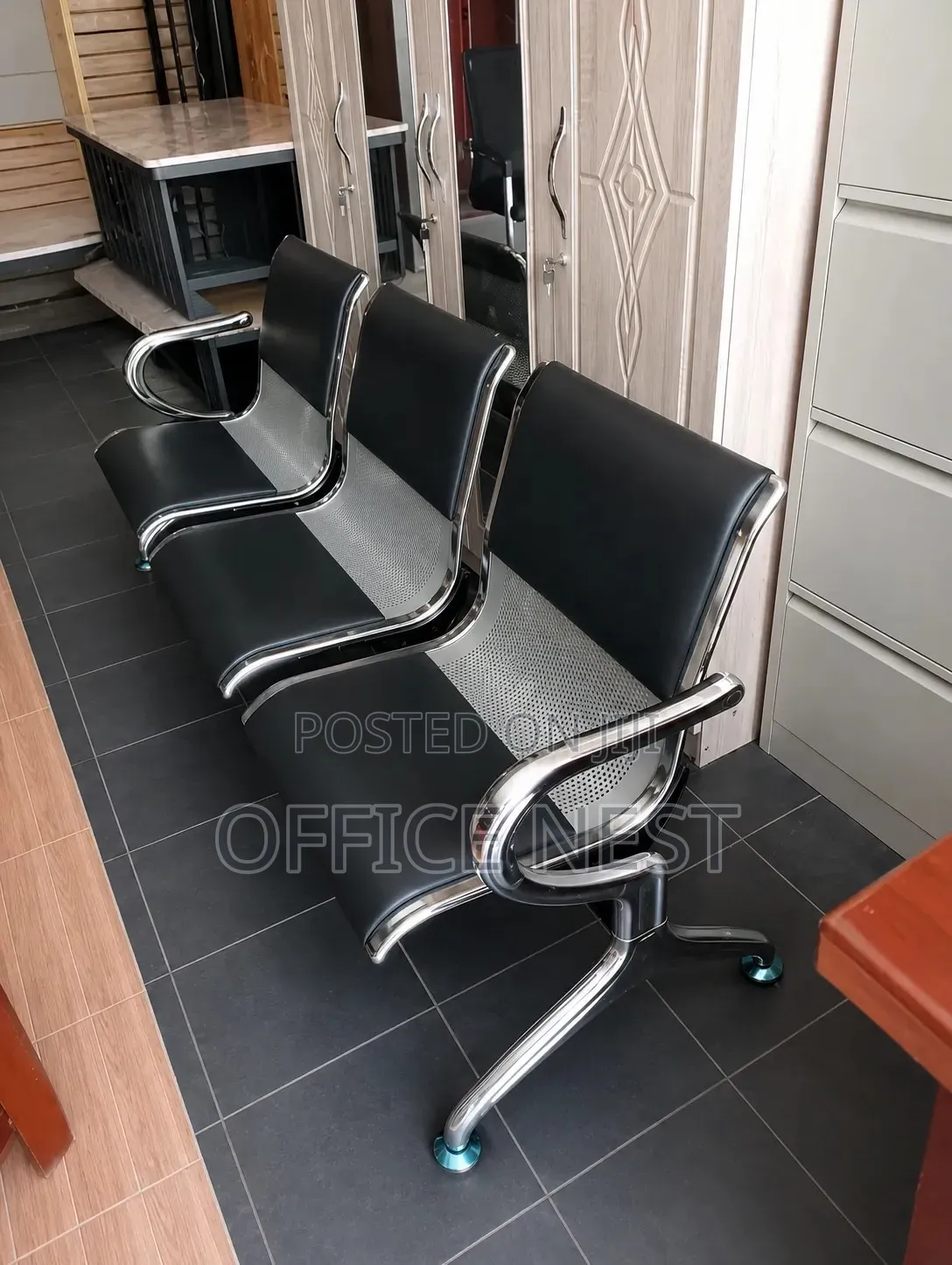 3-Seater Waiting Bench Chair – Modern Reception Office Visitor Seats