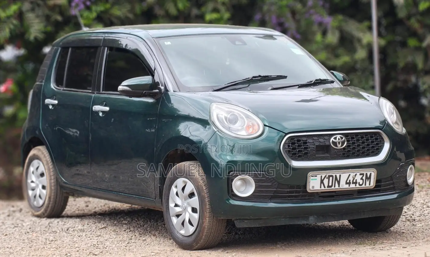 Toyota Passo 2016 Green