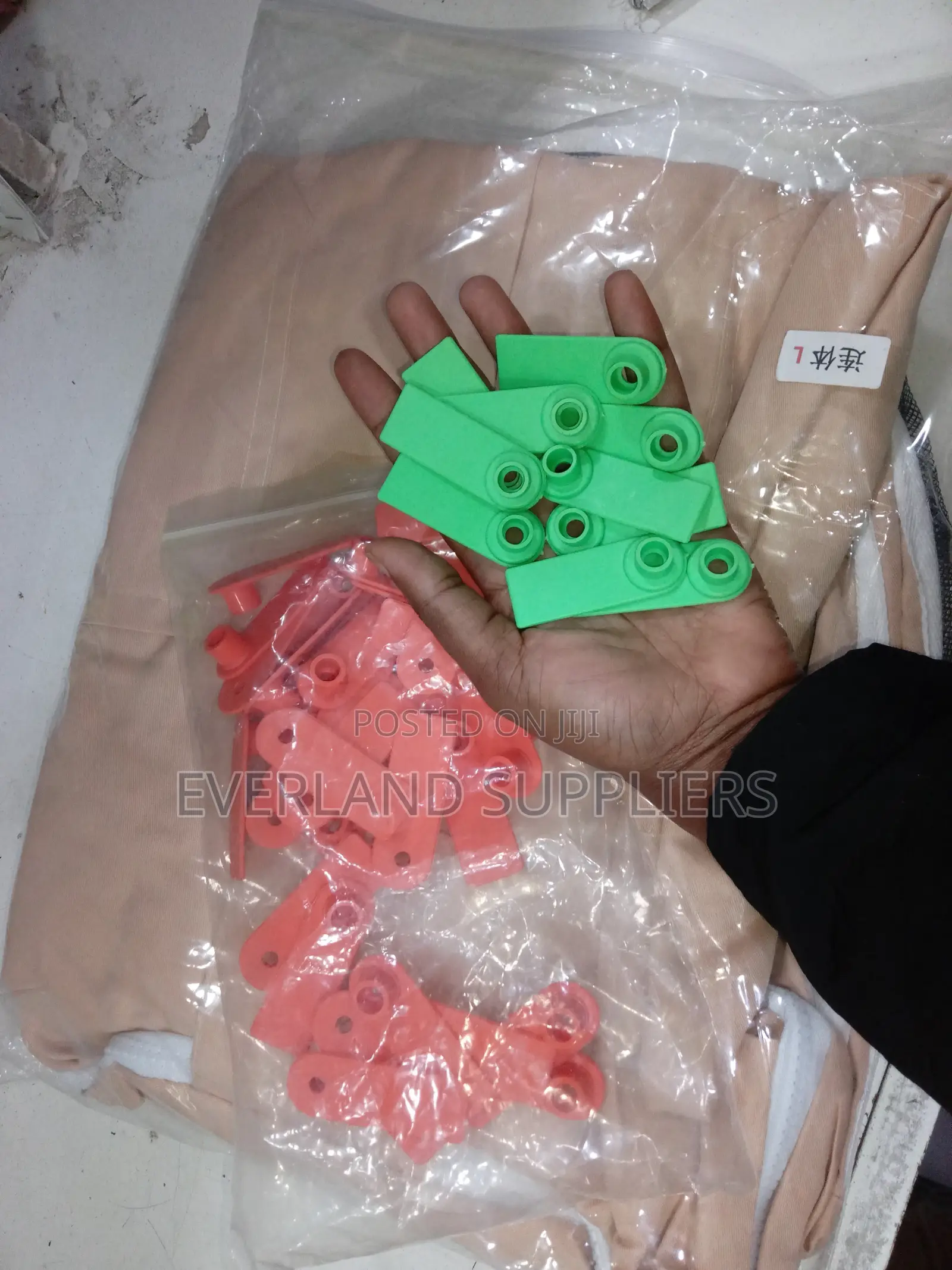 Ear Tags - Minimalist