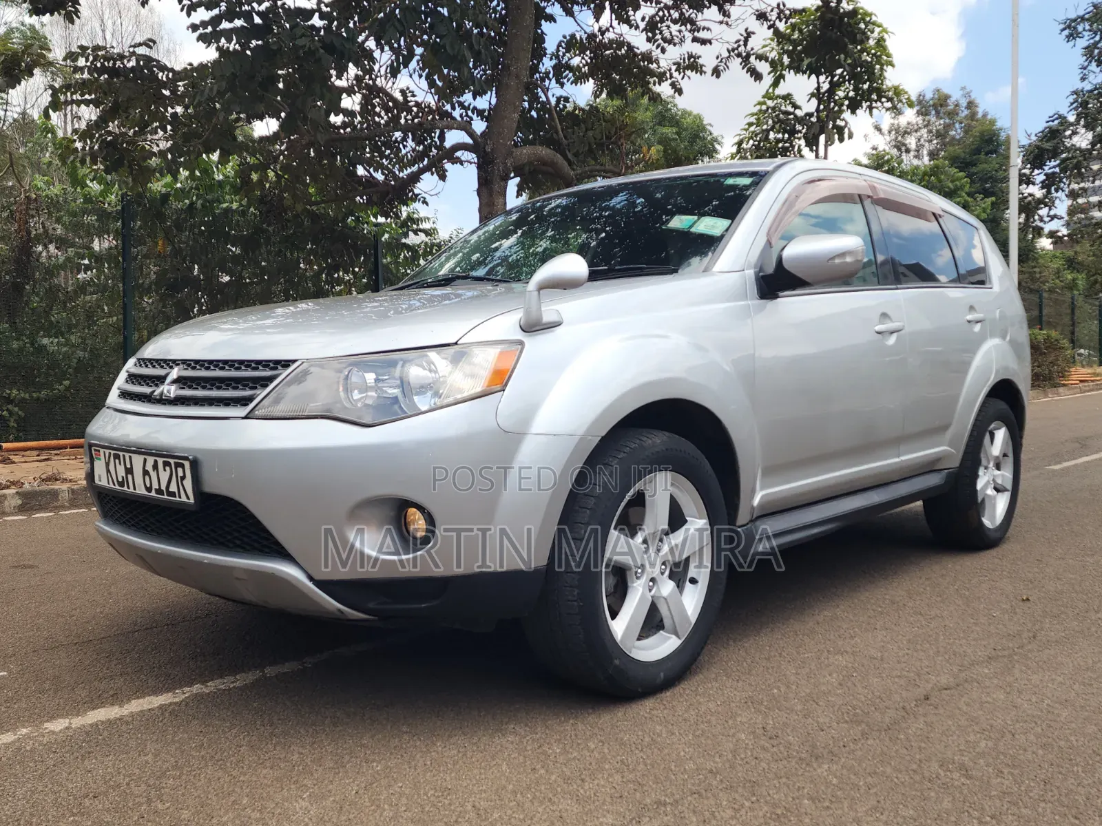 Mitsubishi Outlander 2010 Silver
