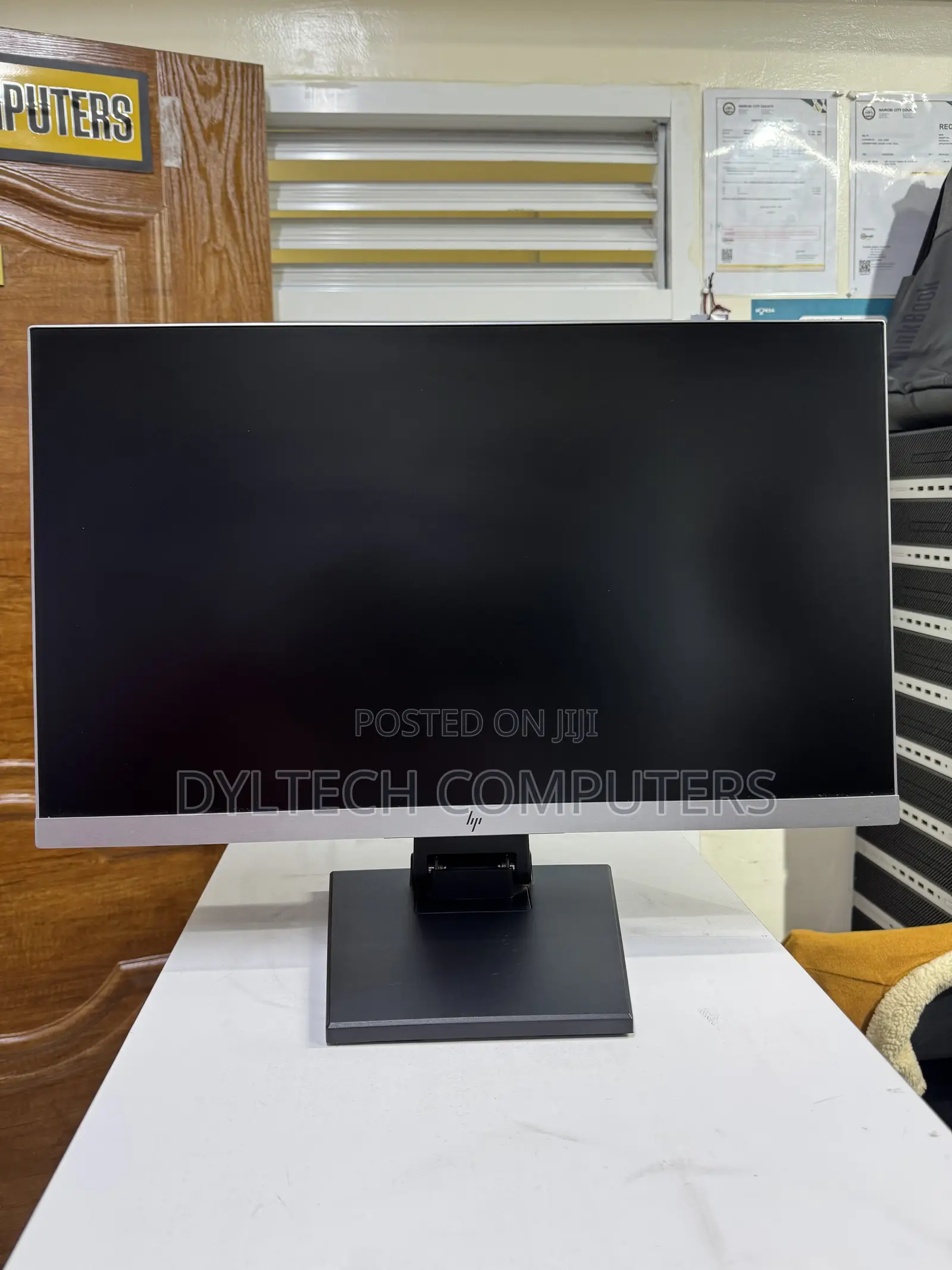 HP E243 Monitor