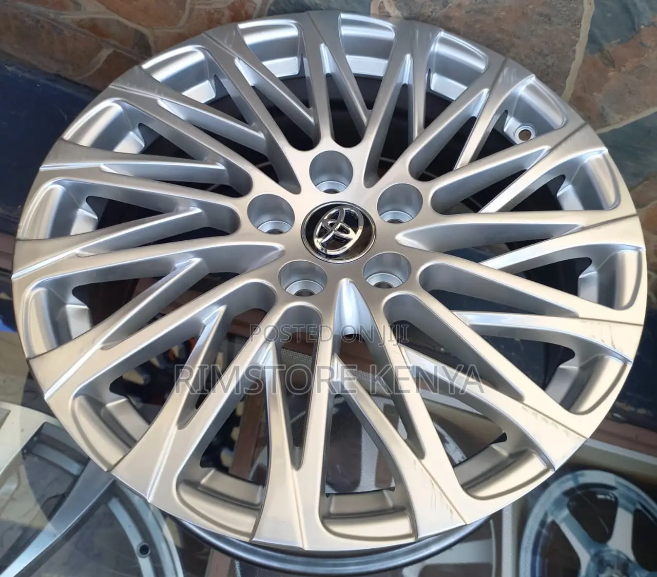 Size 18 Silver. Crown, RA4 ,Vanguard, Mark X, Full Set.