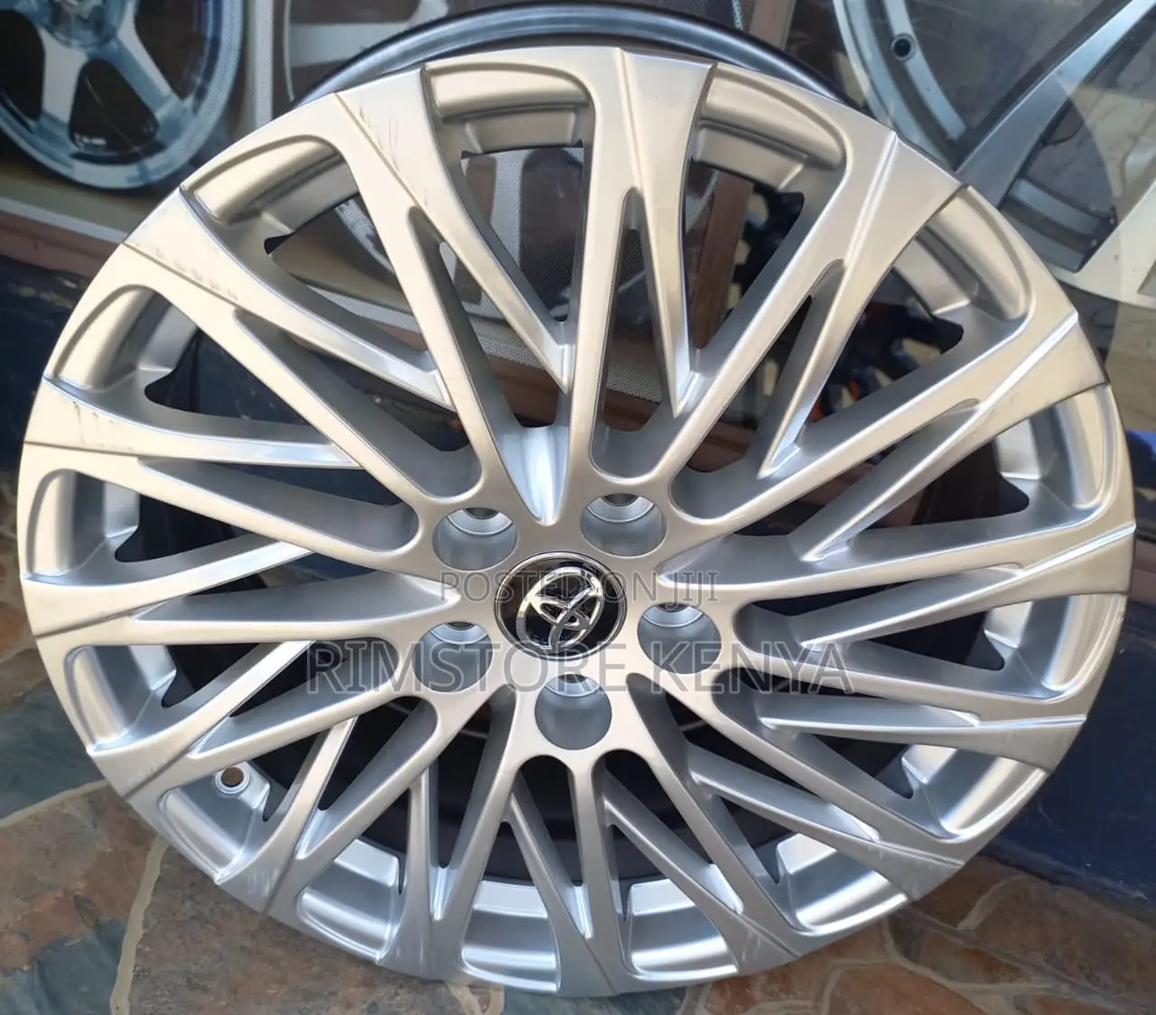 Size 18 Silver. Crown, RA4 ,Vanguard, Mark X, Full Set.