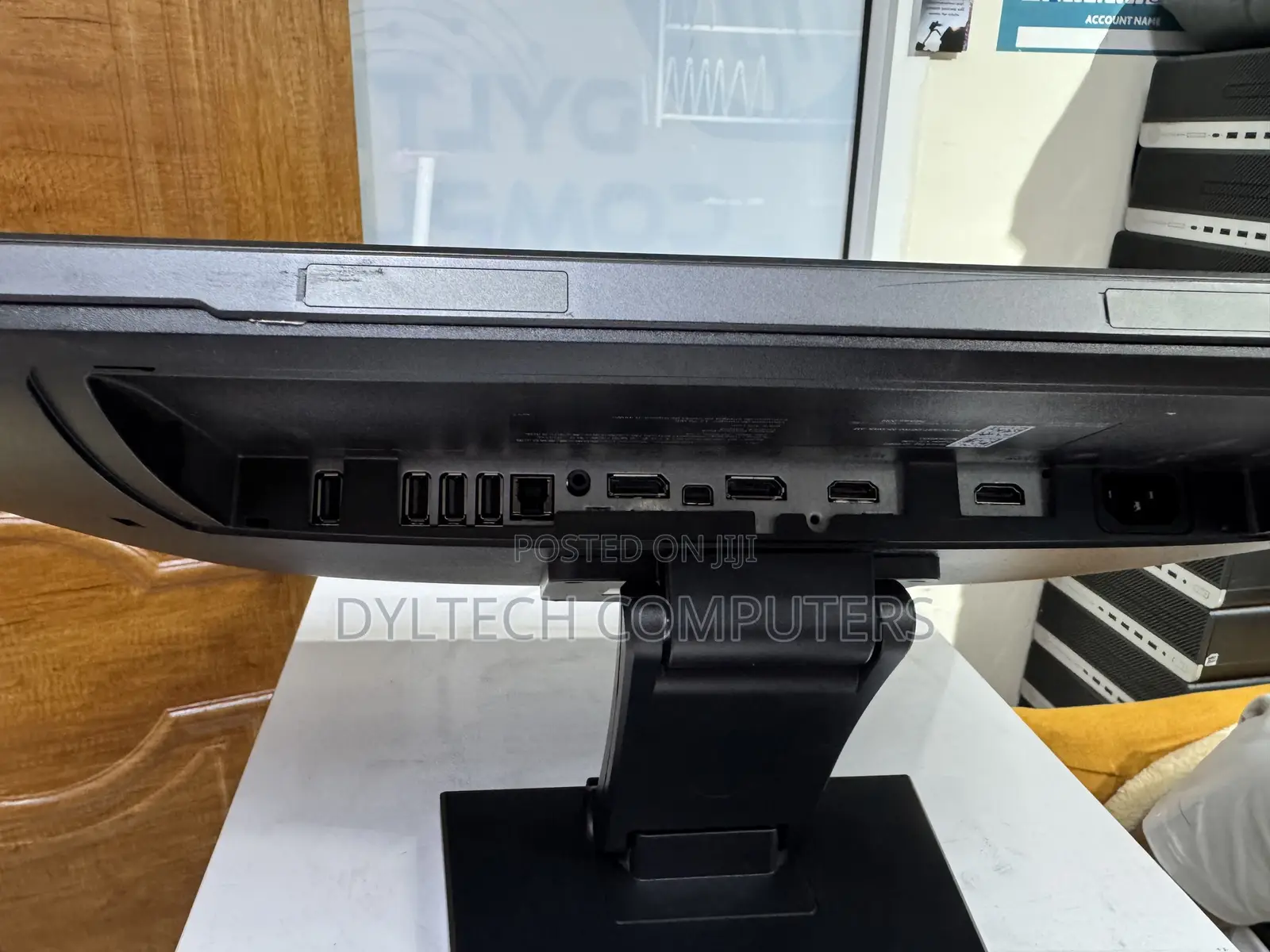 Dell U2415b