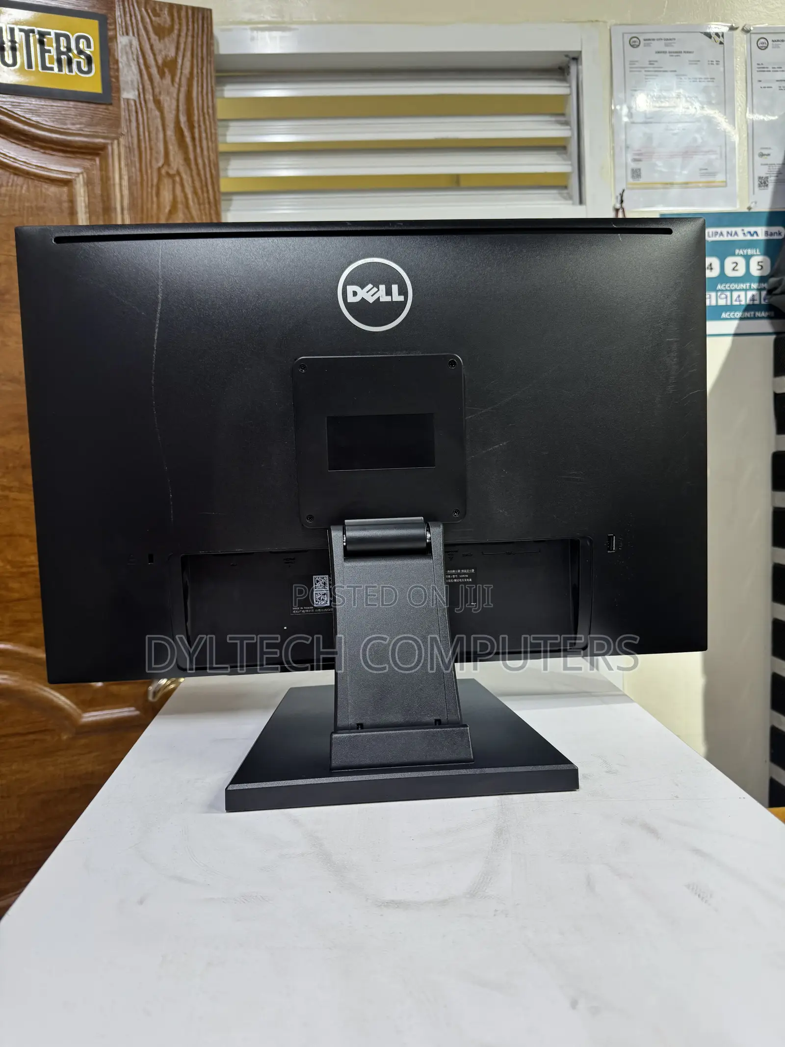 Dell U2415b