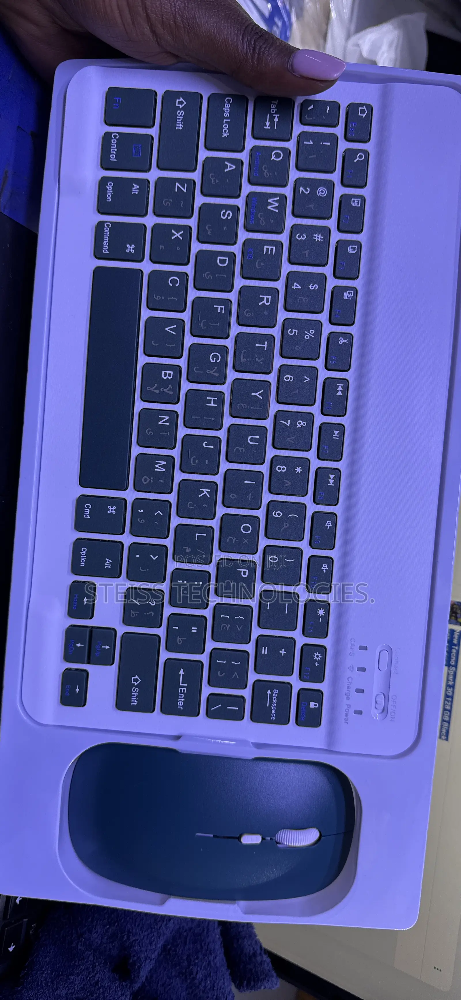 Green Wireless Mouse and Keyboard