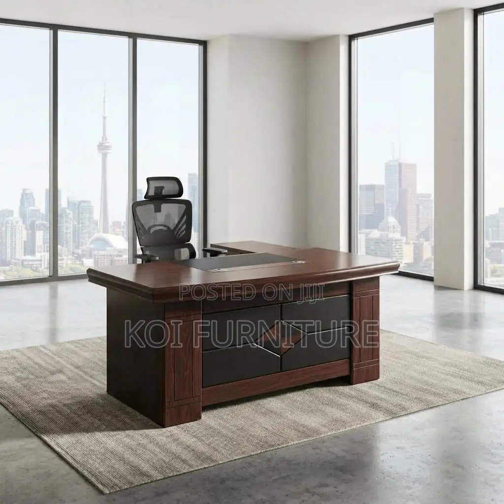 Office Desk; Executive Mahogany 1.4M Meter With Extension Return