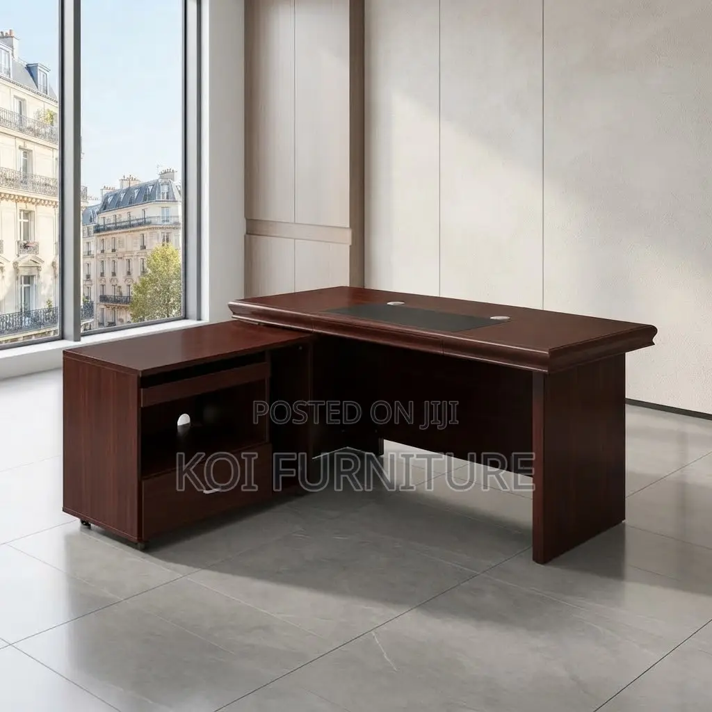 Office Desk; Executive Mahogany 1.4M Meter With Extension Return