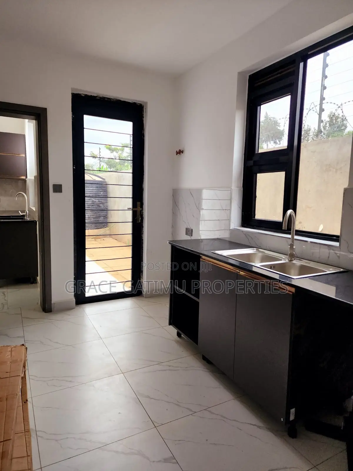 5bdrm Villa in Ruiru Mugutha, Kwa Kairu for sale