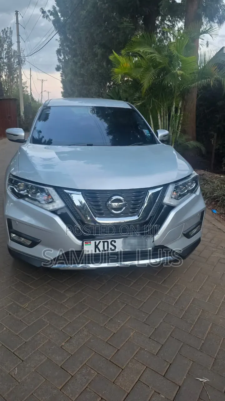 Nissan X-Trail 2018 Silver