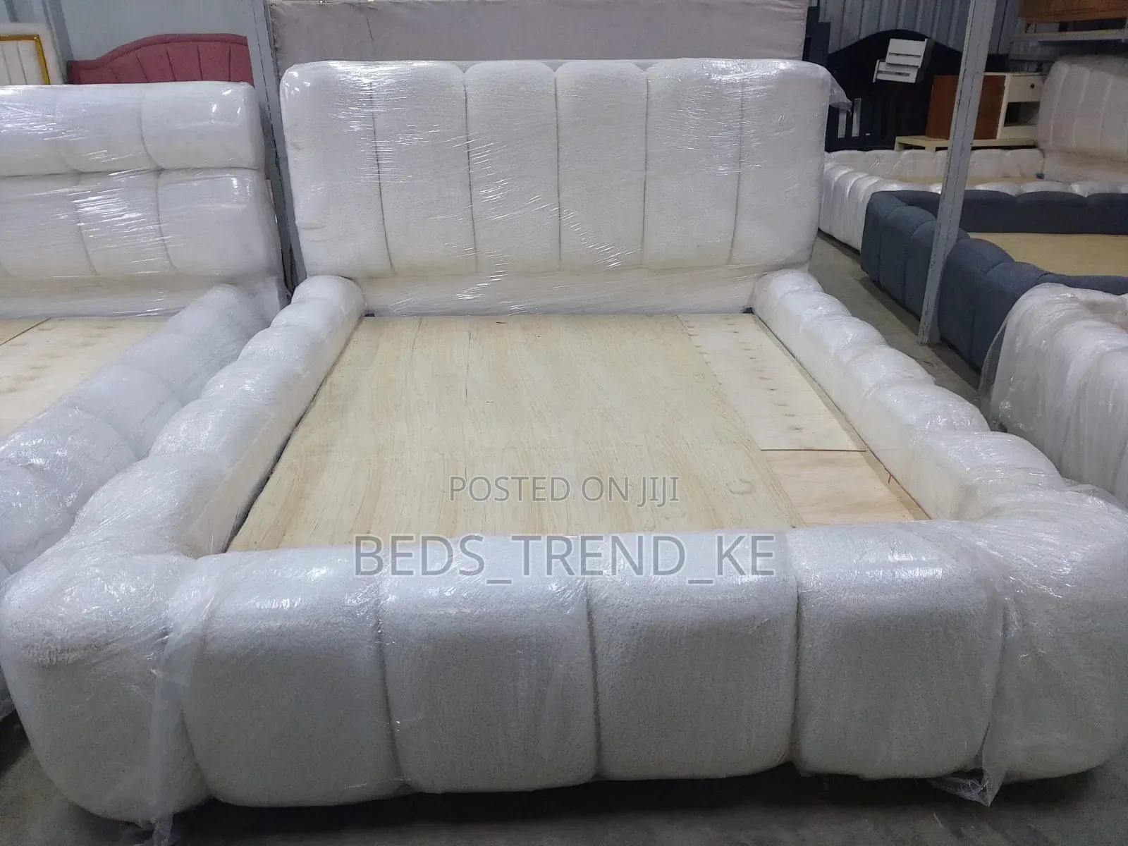 Cushiony Bubble Bed 5 by 6 Feet