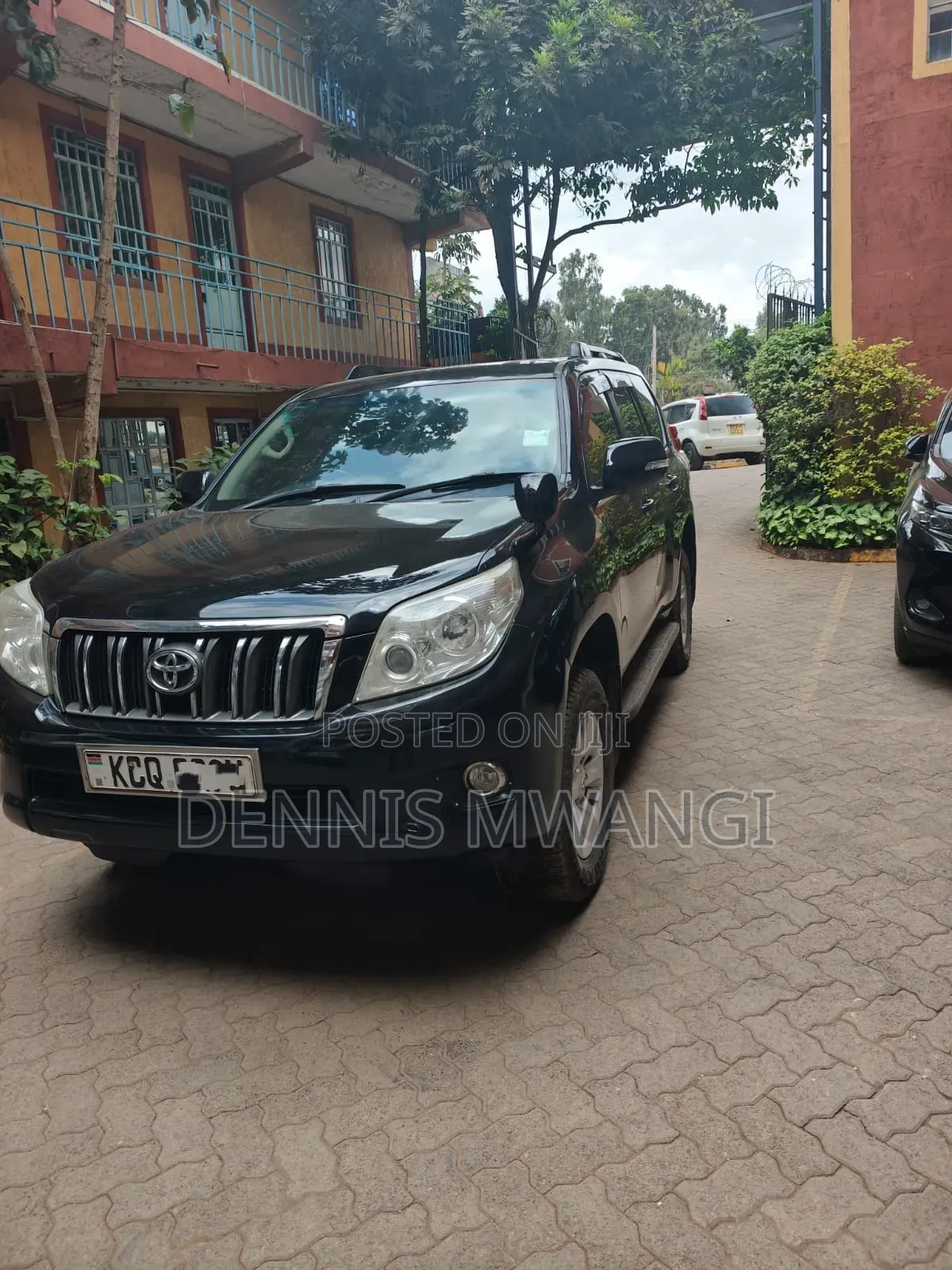 Toyota Land Cruiser Prado 2.7 i 2011 Black
