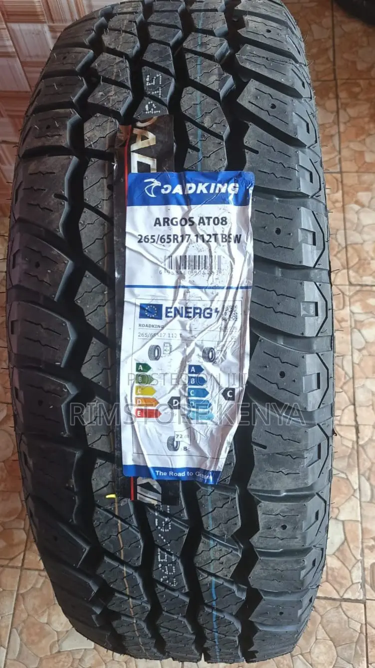 Roadking 265/65/17 Tyre.