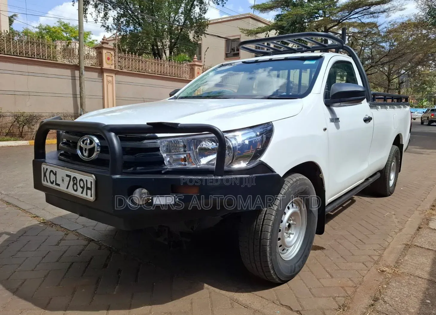 Toyota Hilux 2017 White