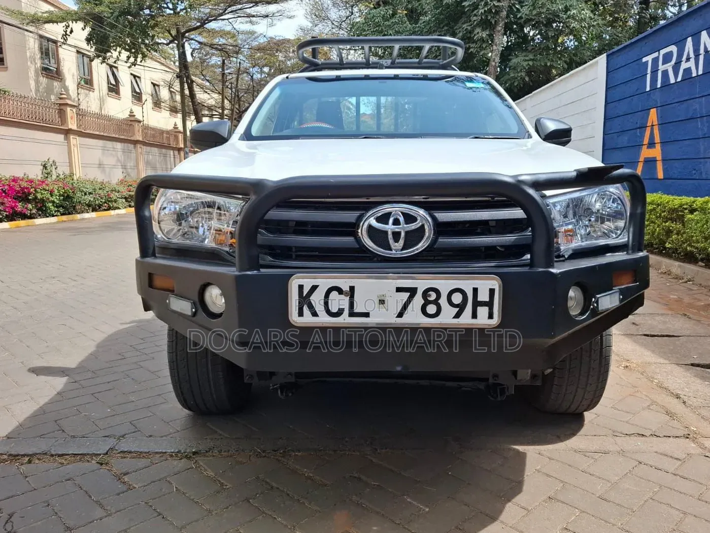 Toyota Hilux 2017 White