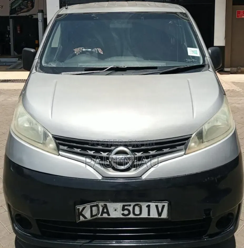 Nissan NV200 2013 Beige