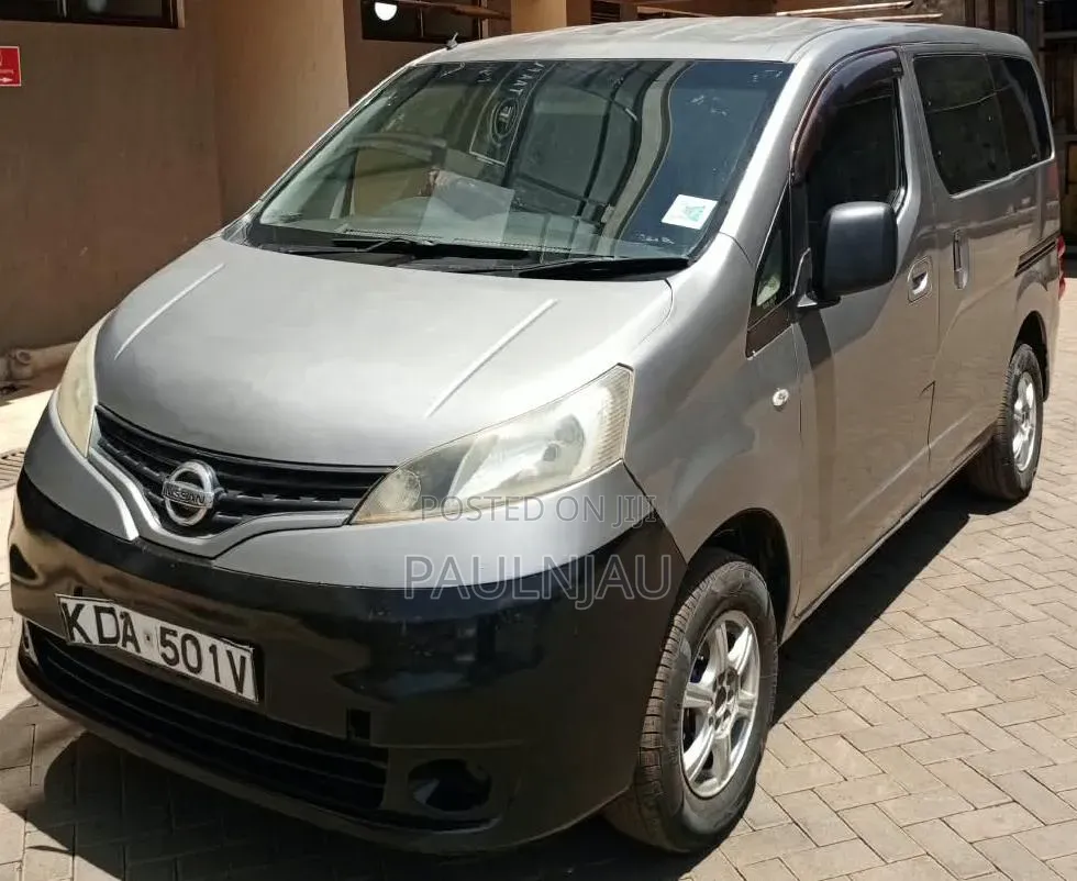 Nissan NV200 2013 Beige