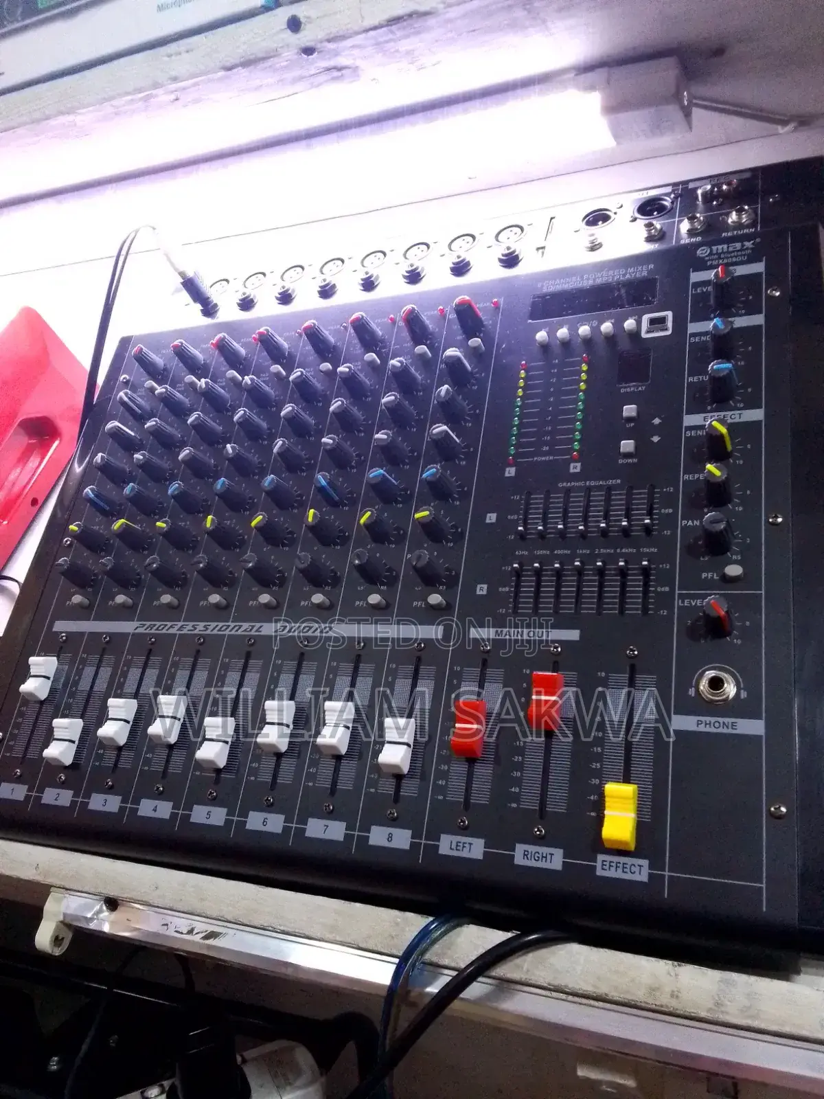 MAX 8 Channel Powered Mixer