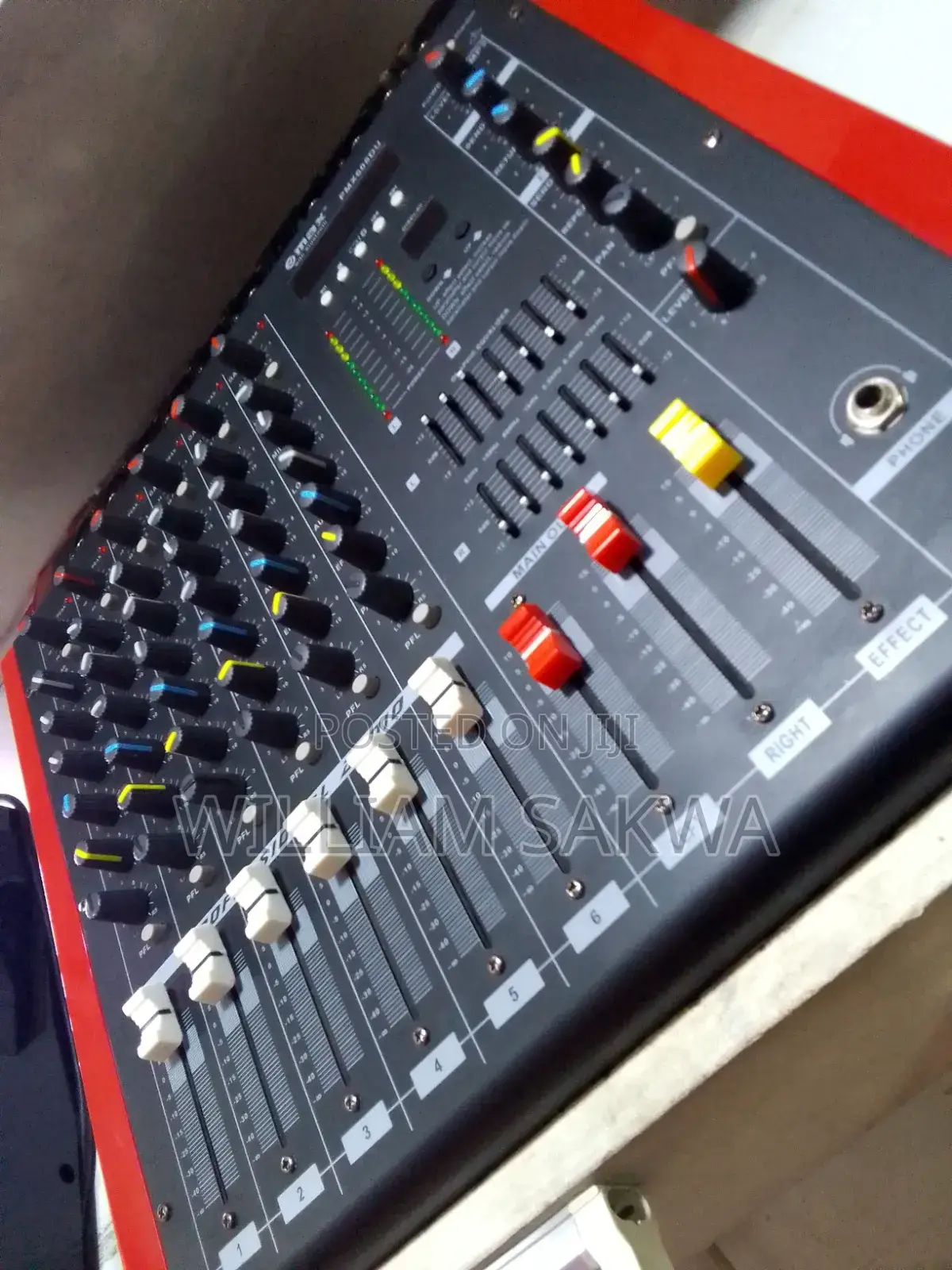 MAX 6 Channel Powered Mixer