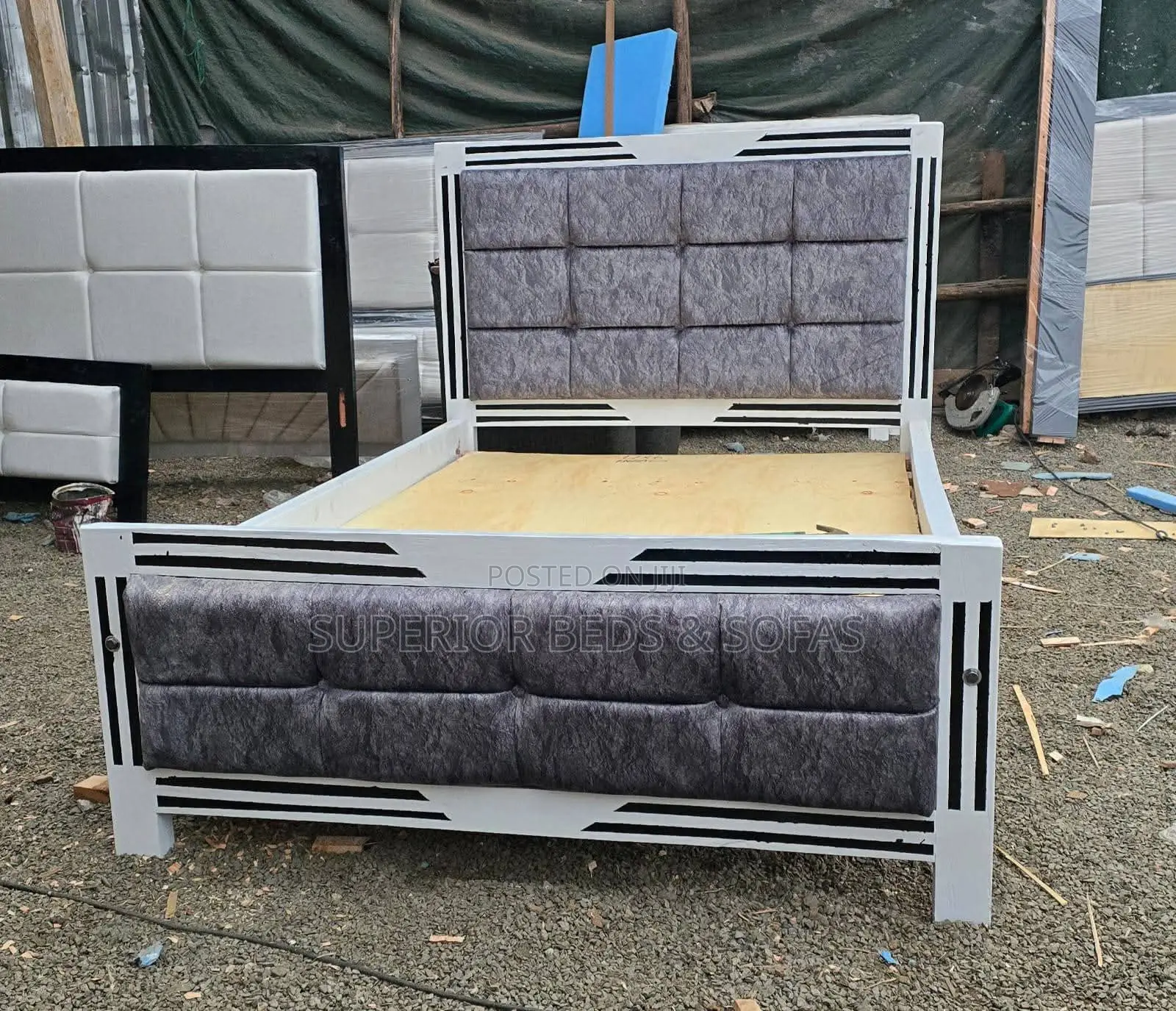 5x6 Grey Tufted Mocket Bed: Free Delivery