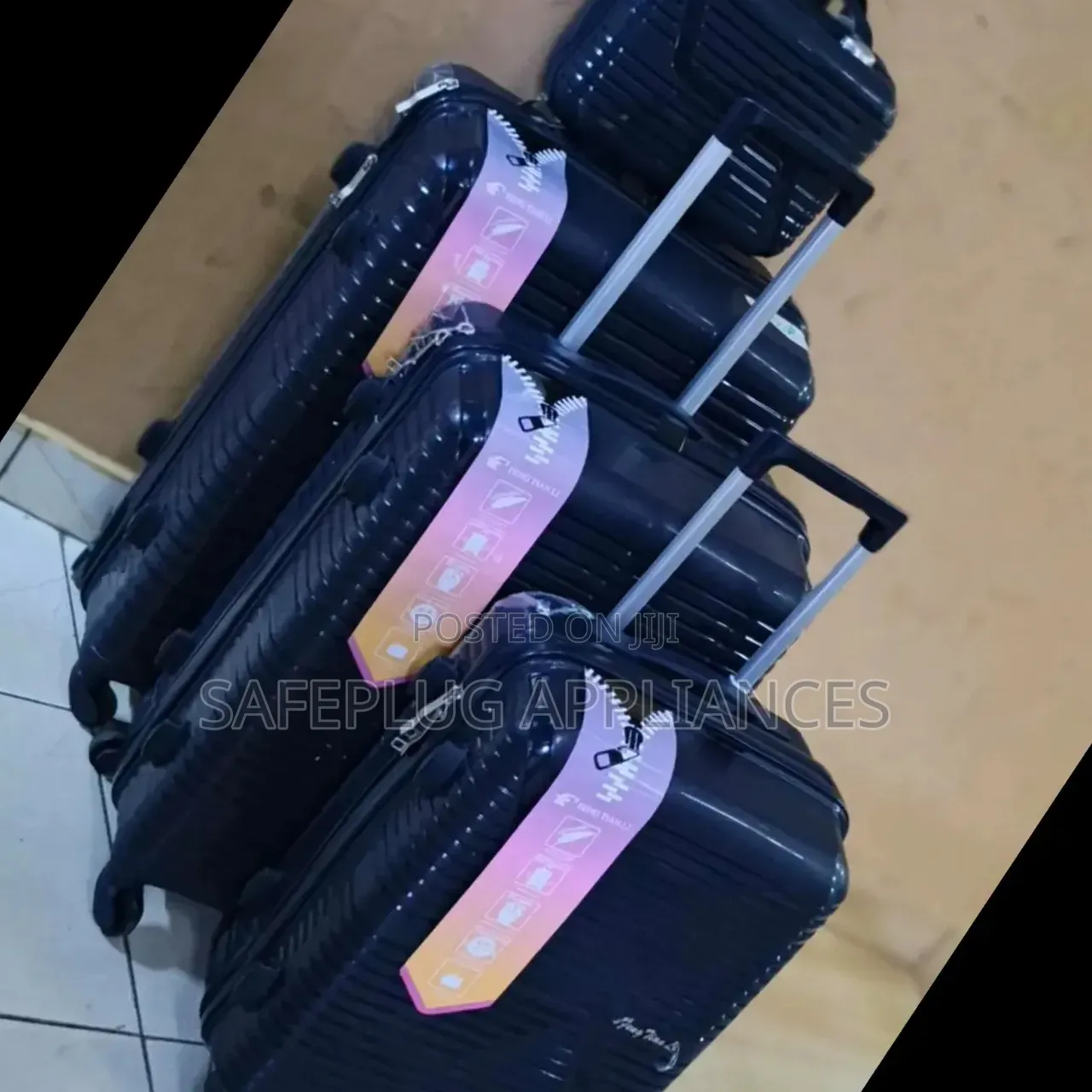 4-in-1 Hard Shell Suitcase Set – Stylish Durable Travel Bags