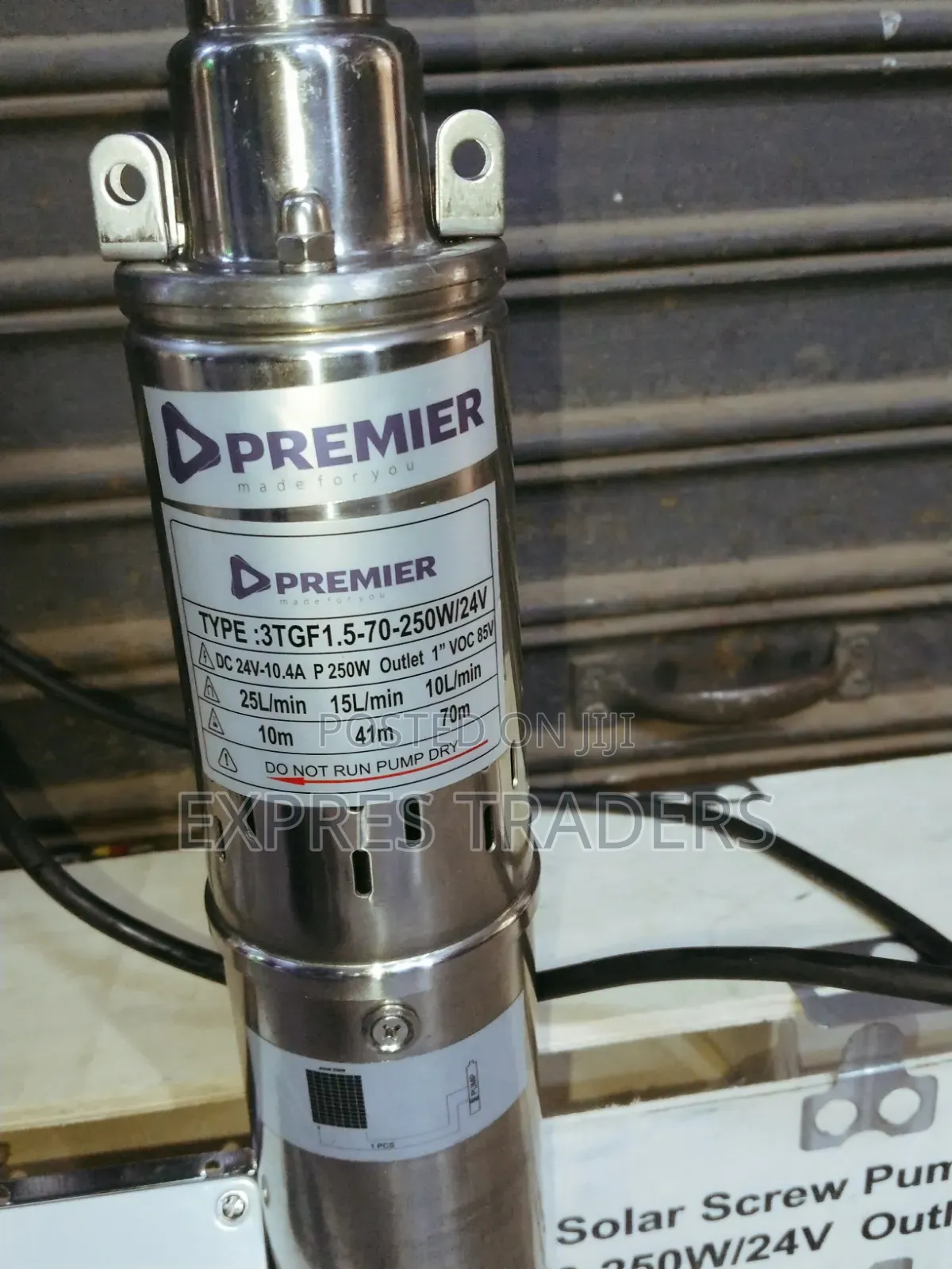 70 M,250 W DC Submersible Water Pump