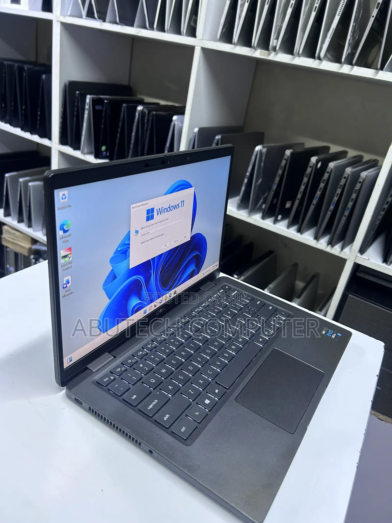 Laptop Dell Latitude 7320 32GB Intel Core i7 SSD 256GB