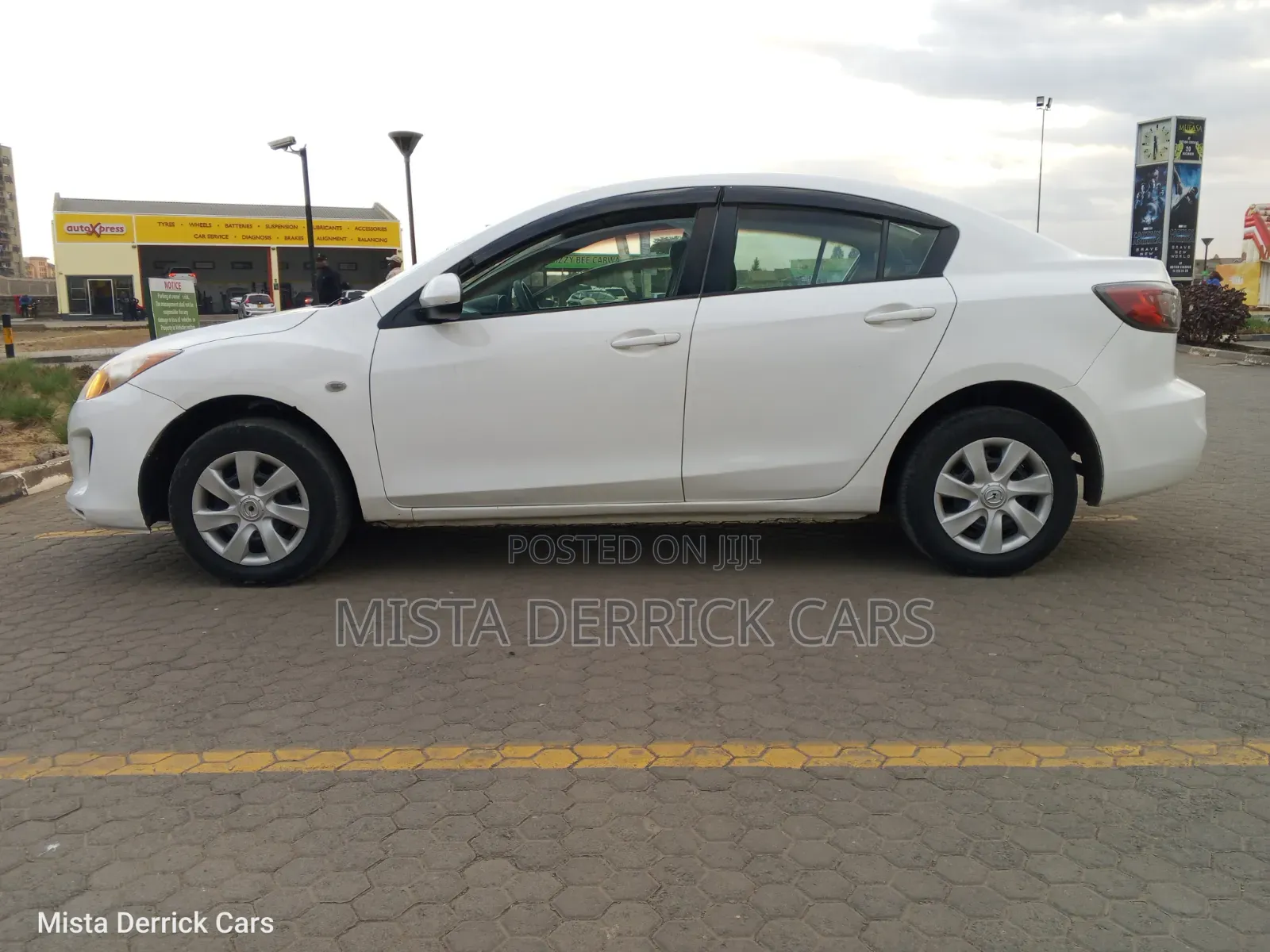 Mazda Axela 2012 White