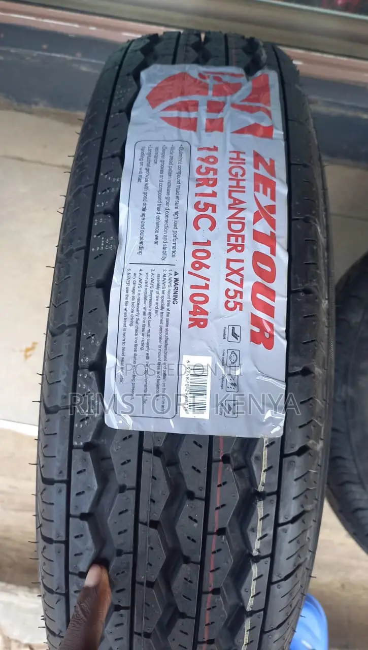 Zextour 195R15 Tyre, Per Piece.