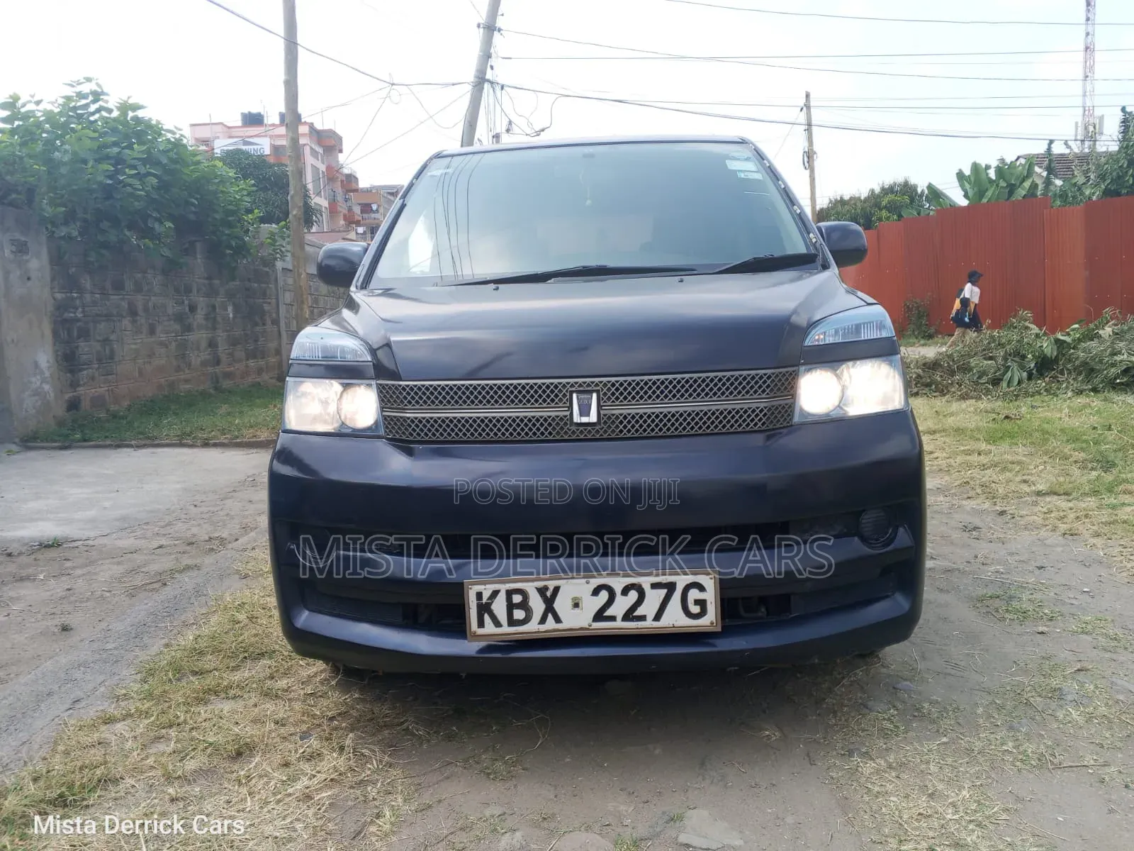 Toyota Voxy 2006 Blue