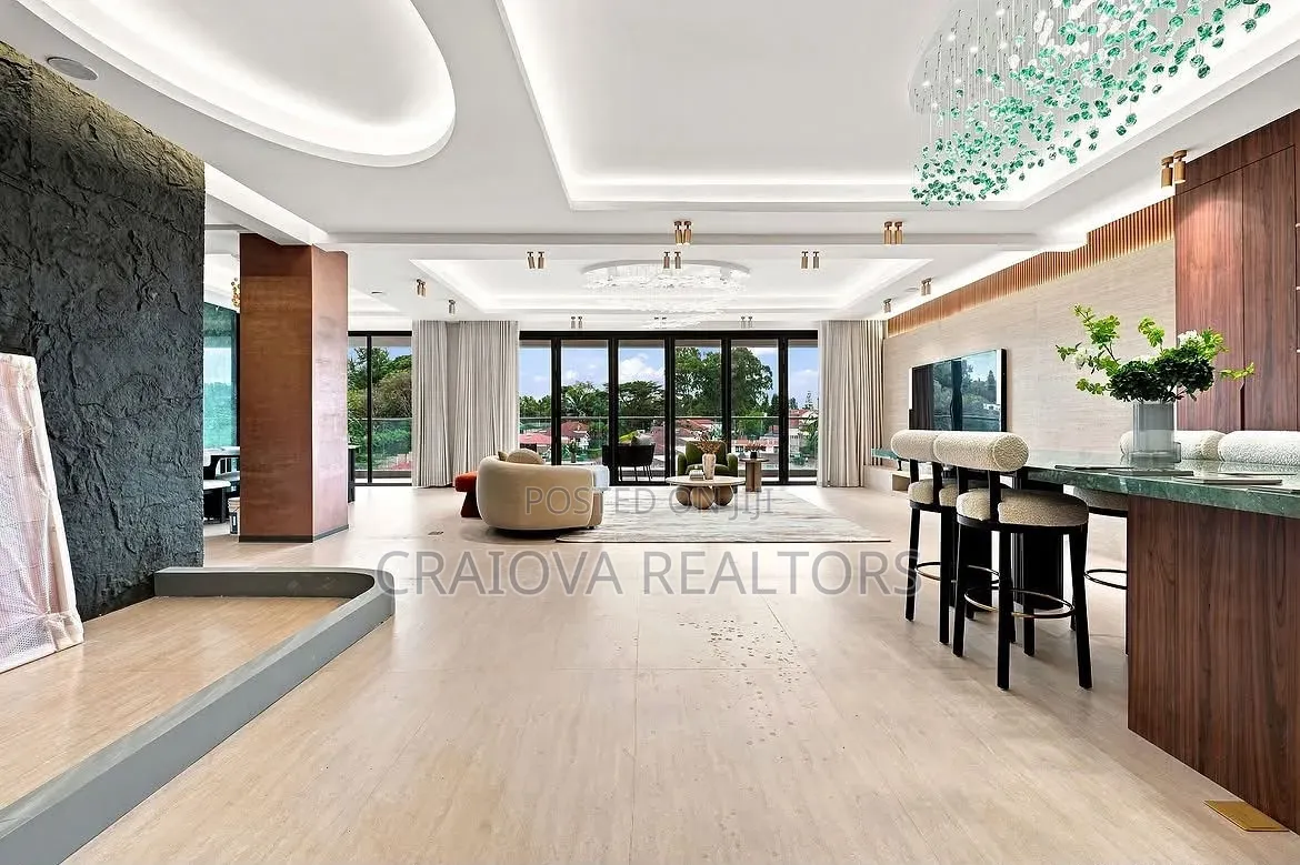 5bdrm Apartment in Spring Valley for sale